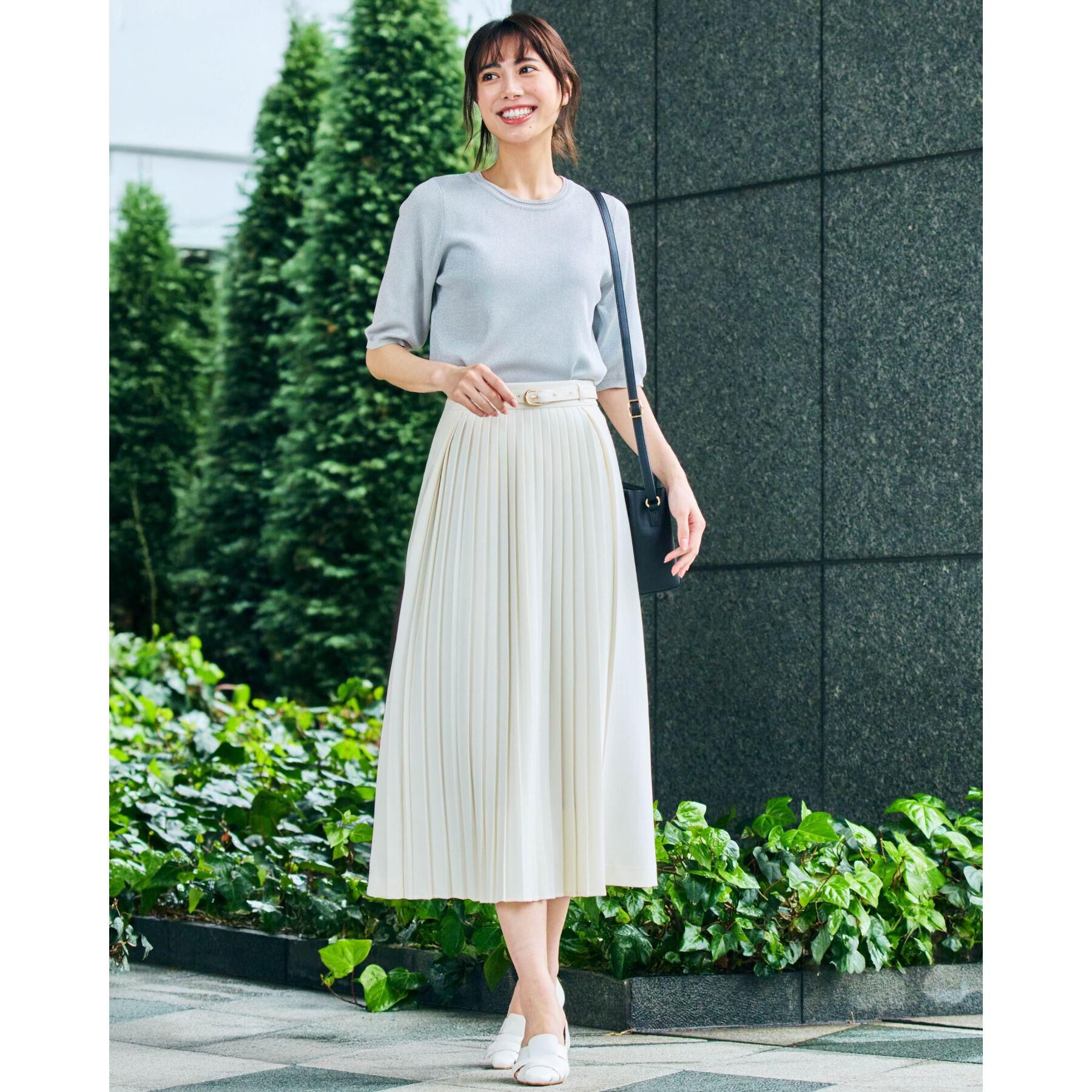 grove「新色入荷！【貴島明日香さん着用・シリーズ累計34万枚】やわらかドライタッチ 五分袖クルーネックニット」|ニット・セーター|