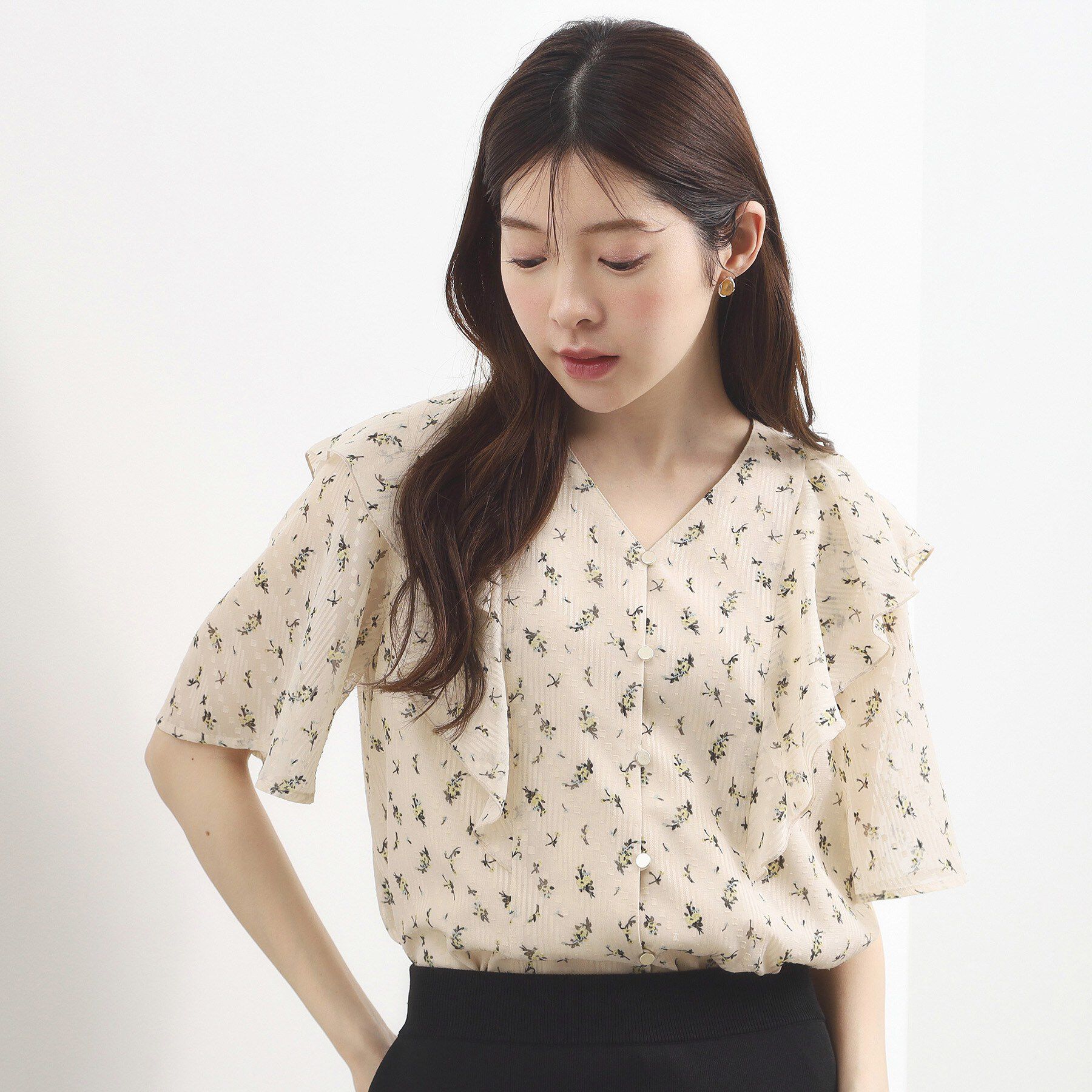 grove「【二の腕カバー・お仕事◎】フラワープリントブラウス」|シャツ・ブラウス|