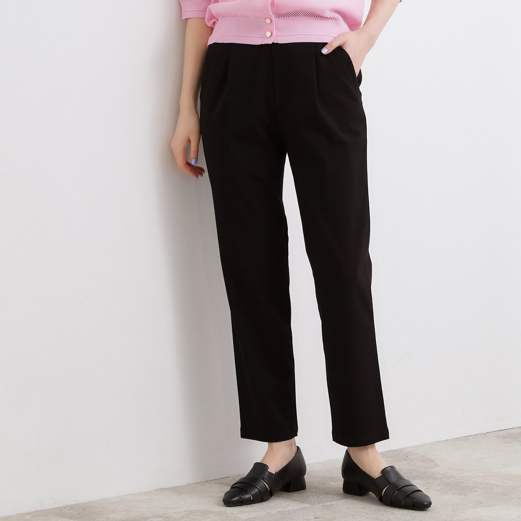 grove「【シリーズ累計13万枚/ひんやり・UV】すっきり見えが叶うサマーハイパーストレッチ テーパードパンツ」|その他|