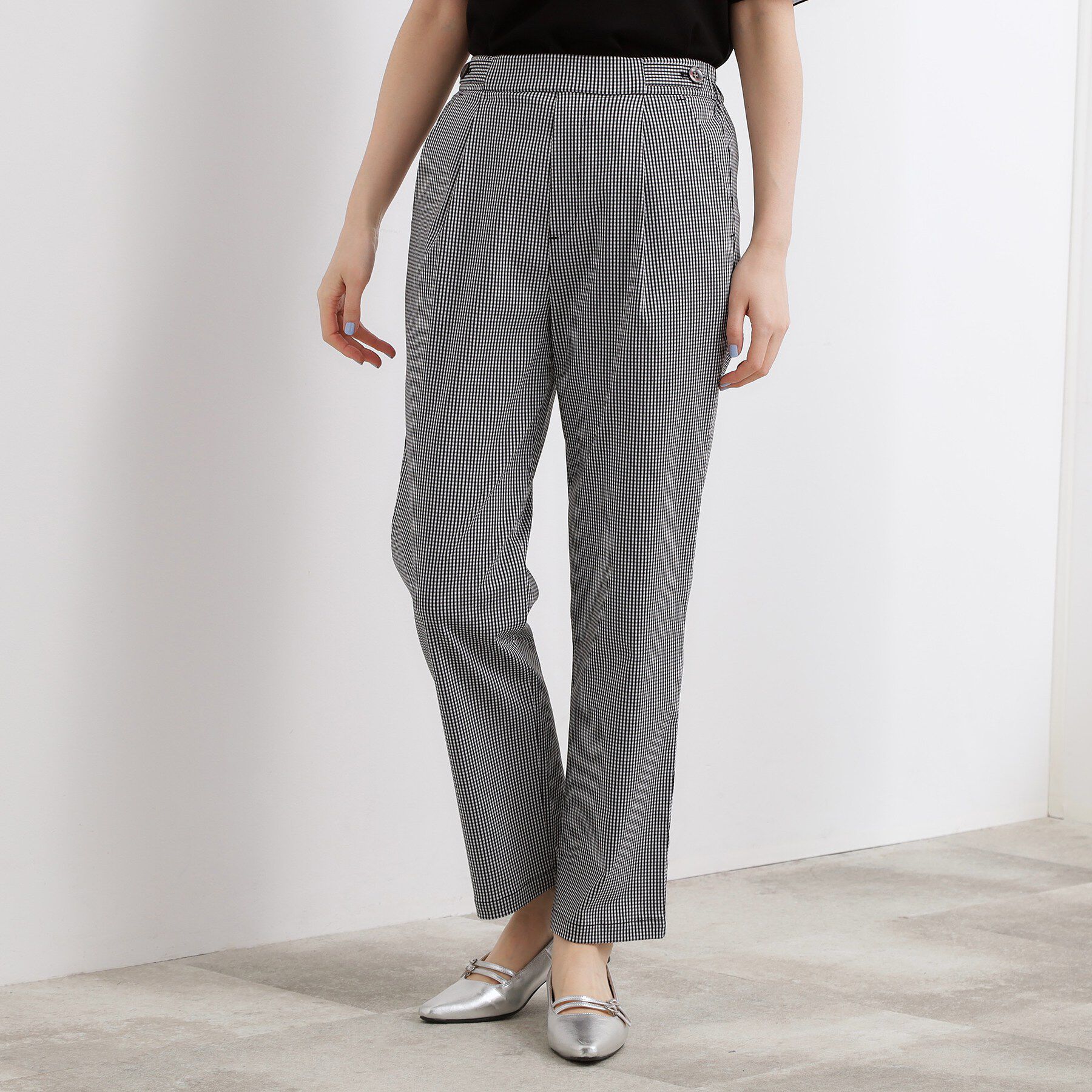 grove「【シリーズ累計13万枚/ひんやり・UV】すっきり見えが叶うサマーハイパーストレッチ テーパードパンツ」|その他|