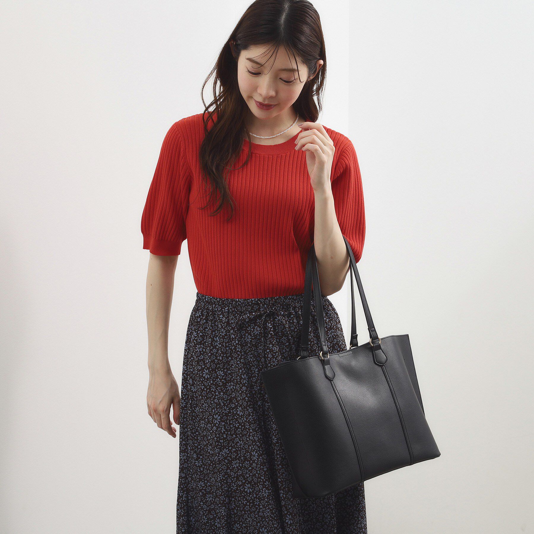 grove「ラインハンドルあおりA4トート」|トートバッグ|ブラック(019)