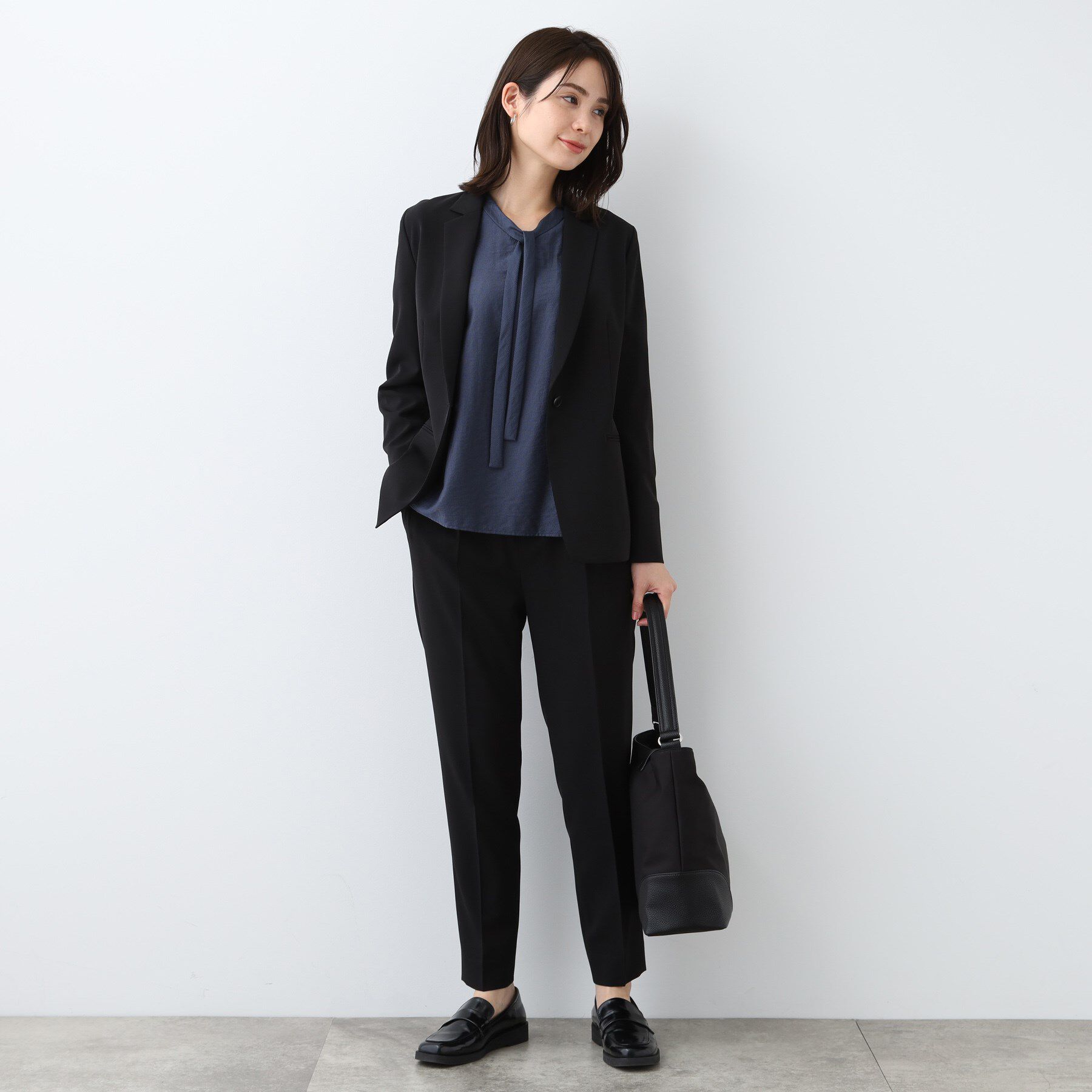 INDIVI「【洗える／UVケア／スーツ】ストレッチタックテーパードパンツ」|その他|