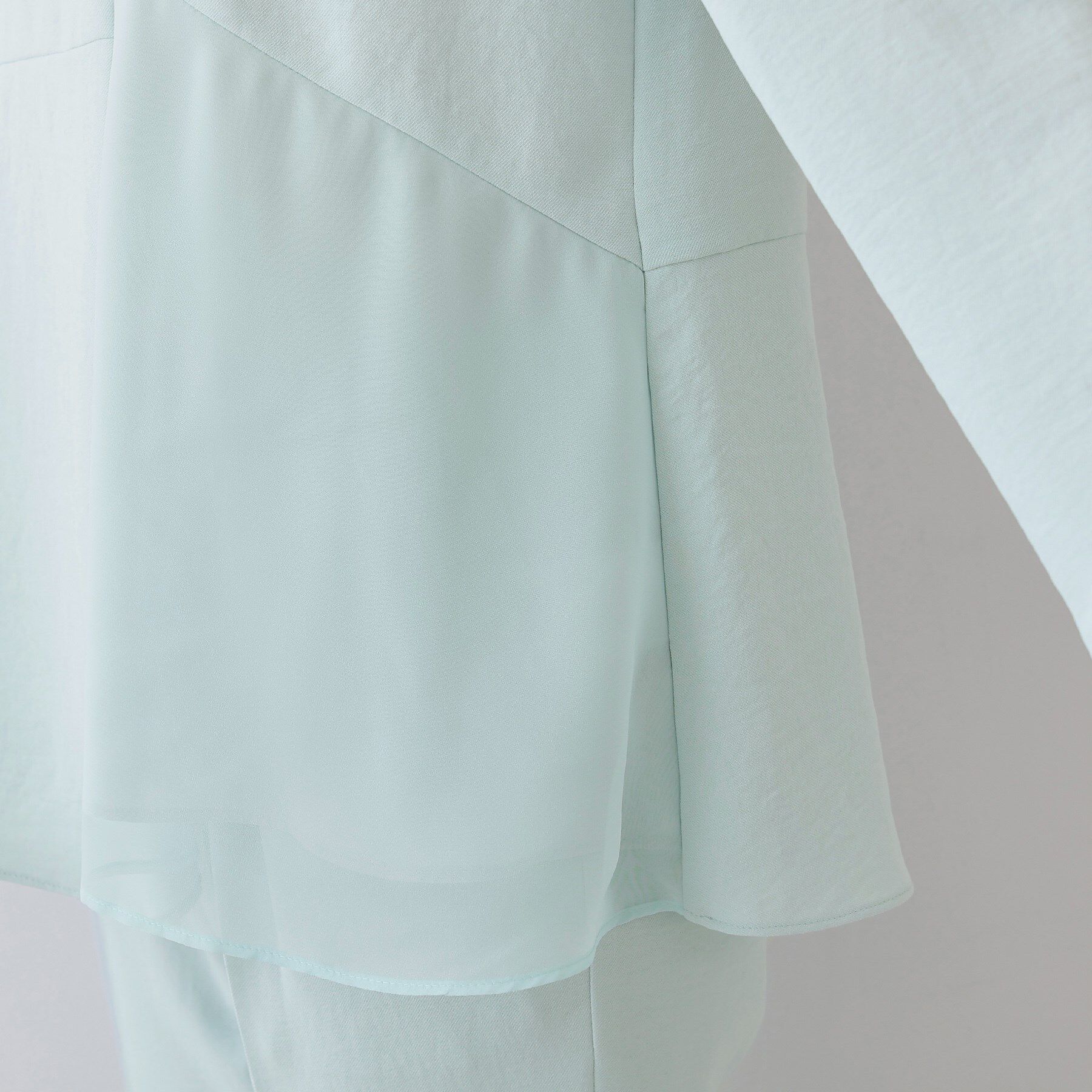 INDIVI「【着る日傘/遮熱/UVケア】ペプラムデザインブラウス」|シャツ・ブラウス|