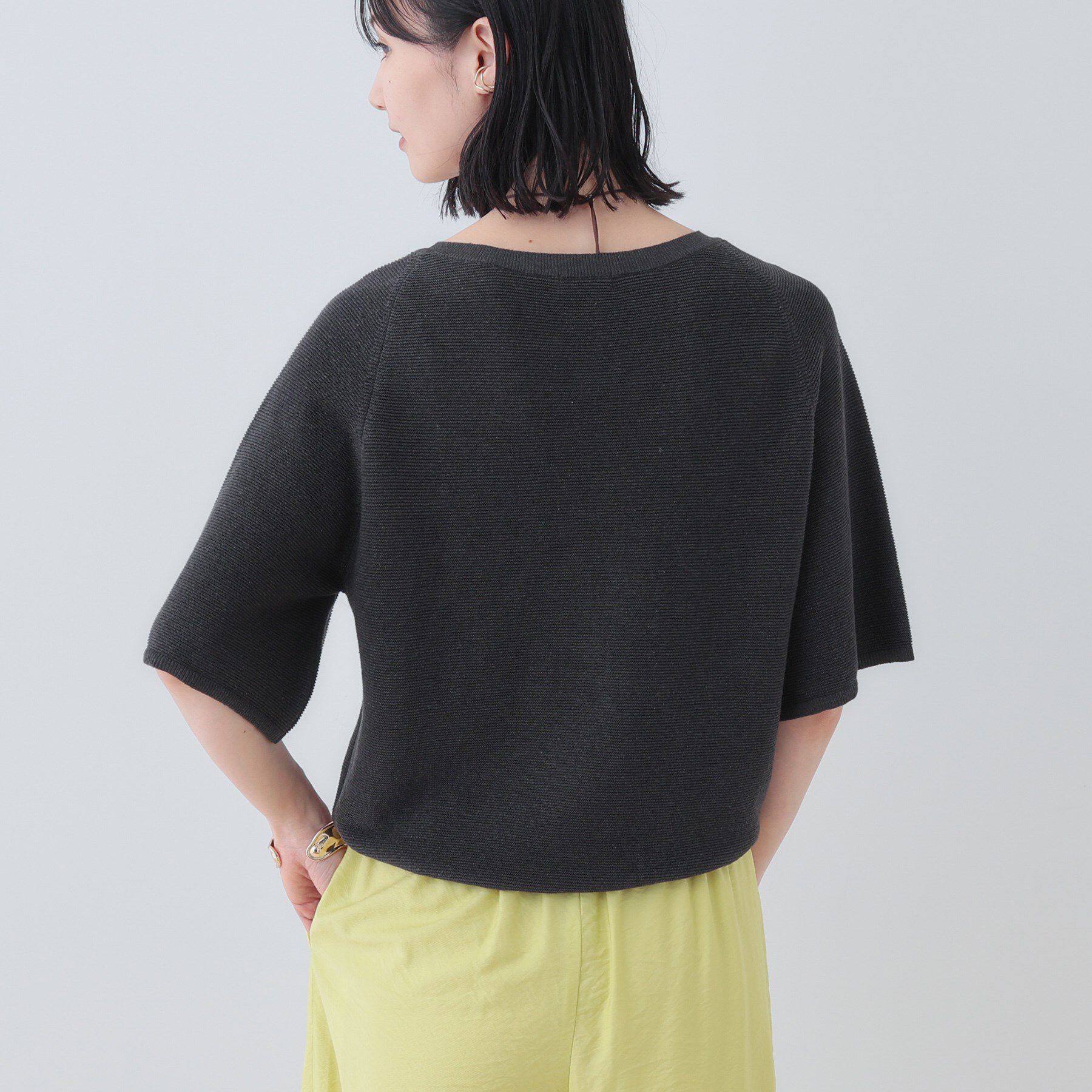 INDIVI「新色登場！【上品ラメ素材】フレアスリーブニット」|ニット・セーター|