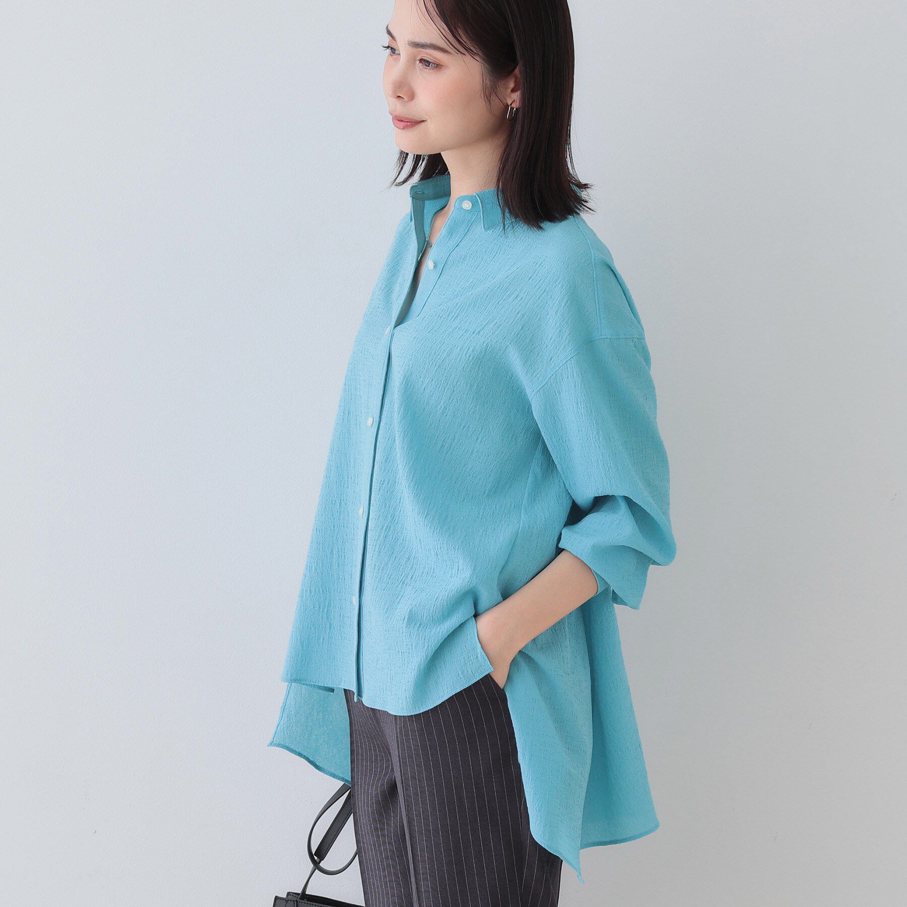 INDIVI「【洗える／凹凸素材】ハンカチーフヘム エアリーブラウス」|シャツ・ブラウス|