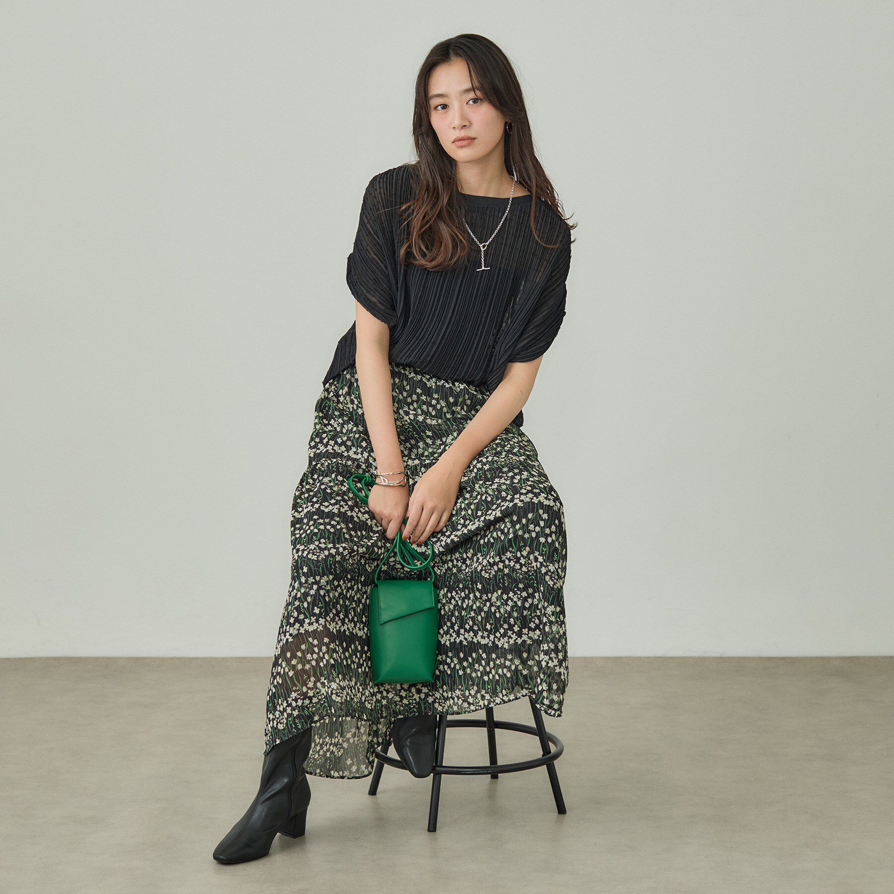 INDIVI「【洗える／ドット柄／凹凸素材】プリーツデザインブラウス」|シャツ・ブラウス|