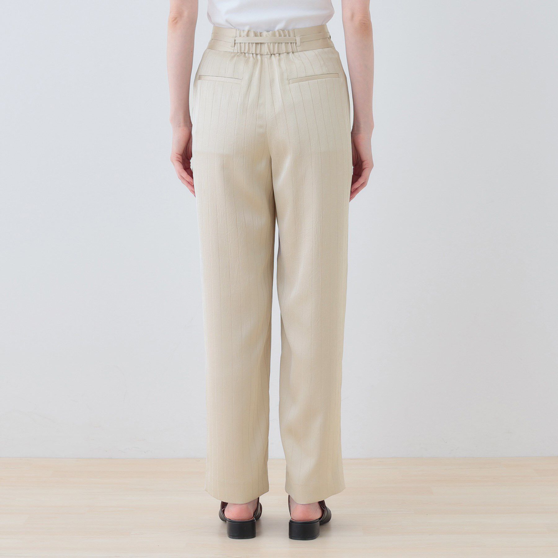 INDIVI「【洗える／UVケア／サッシュベルト付】ストライプ柄サテンテーパードパンツ」|その他|