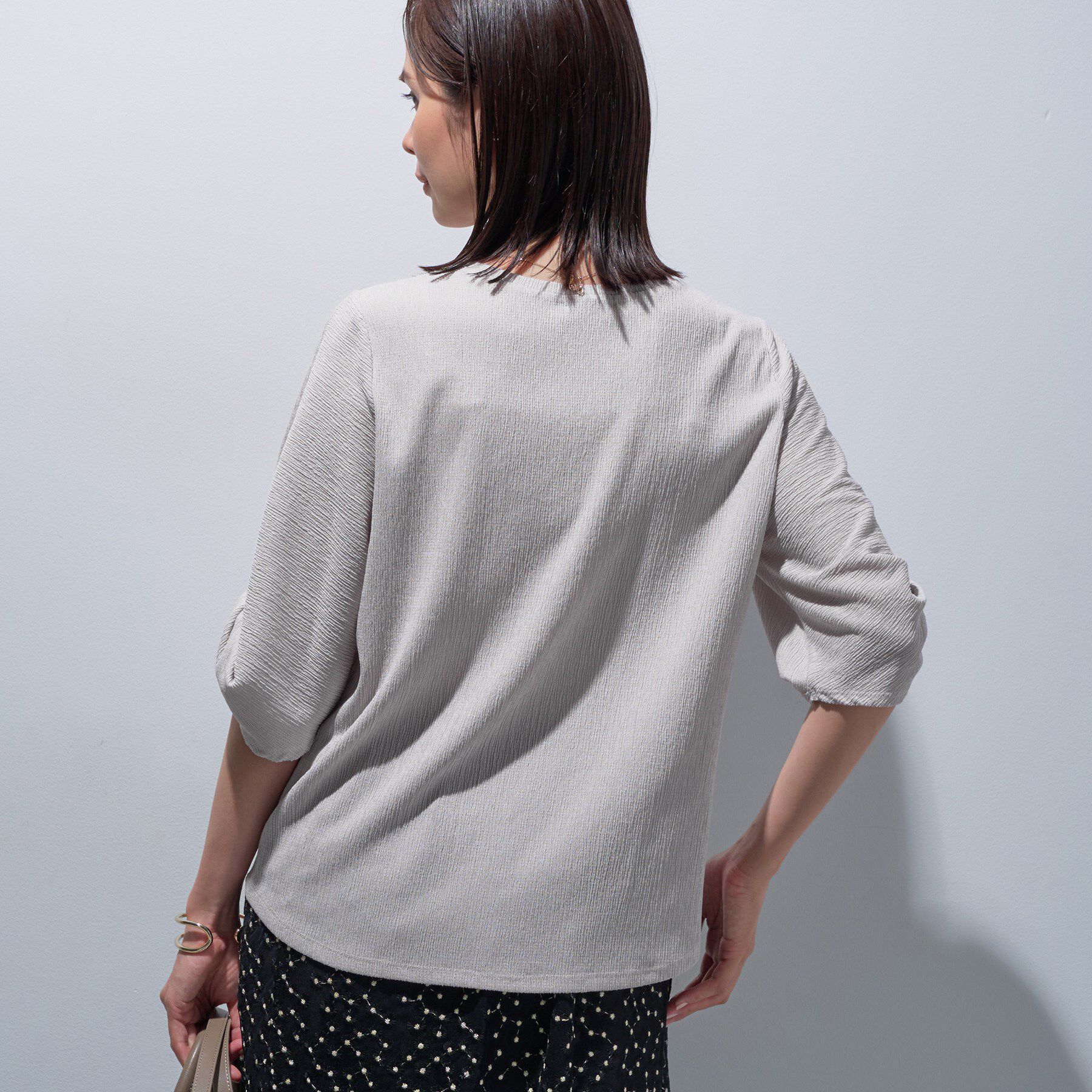 INDIVI「【UVケア／吸汗速乾】凹凸素材ねじり袖トップス」|Tシャツ・カットソー|