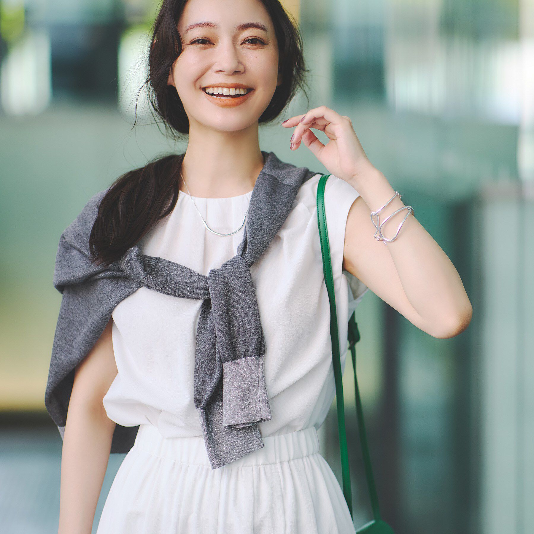 INDIVI「【クールエアー素材／UVケア／吸汗速乾】エアリータックブラウス」|シャツ・ブラウス|ホワイト(001)