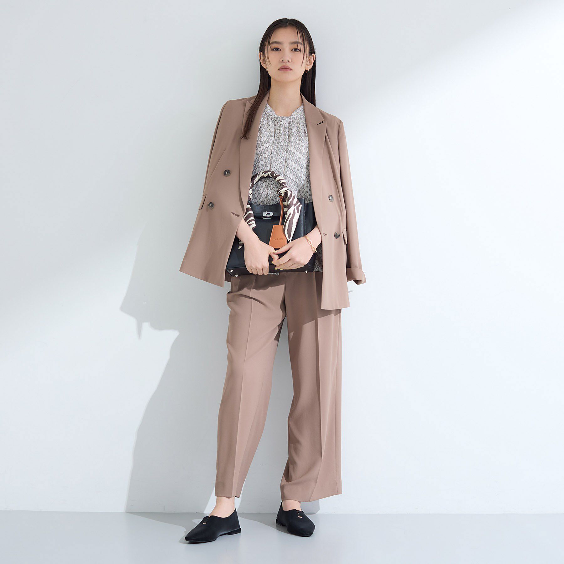 INDIVI「【UVケア】モノグラム ボウタイデザインブラウス」|シャツ・ブラウス|