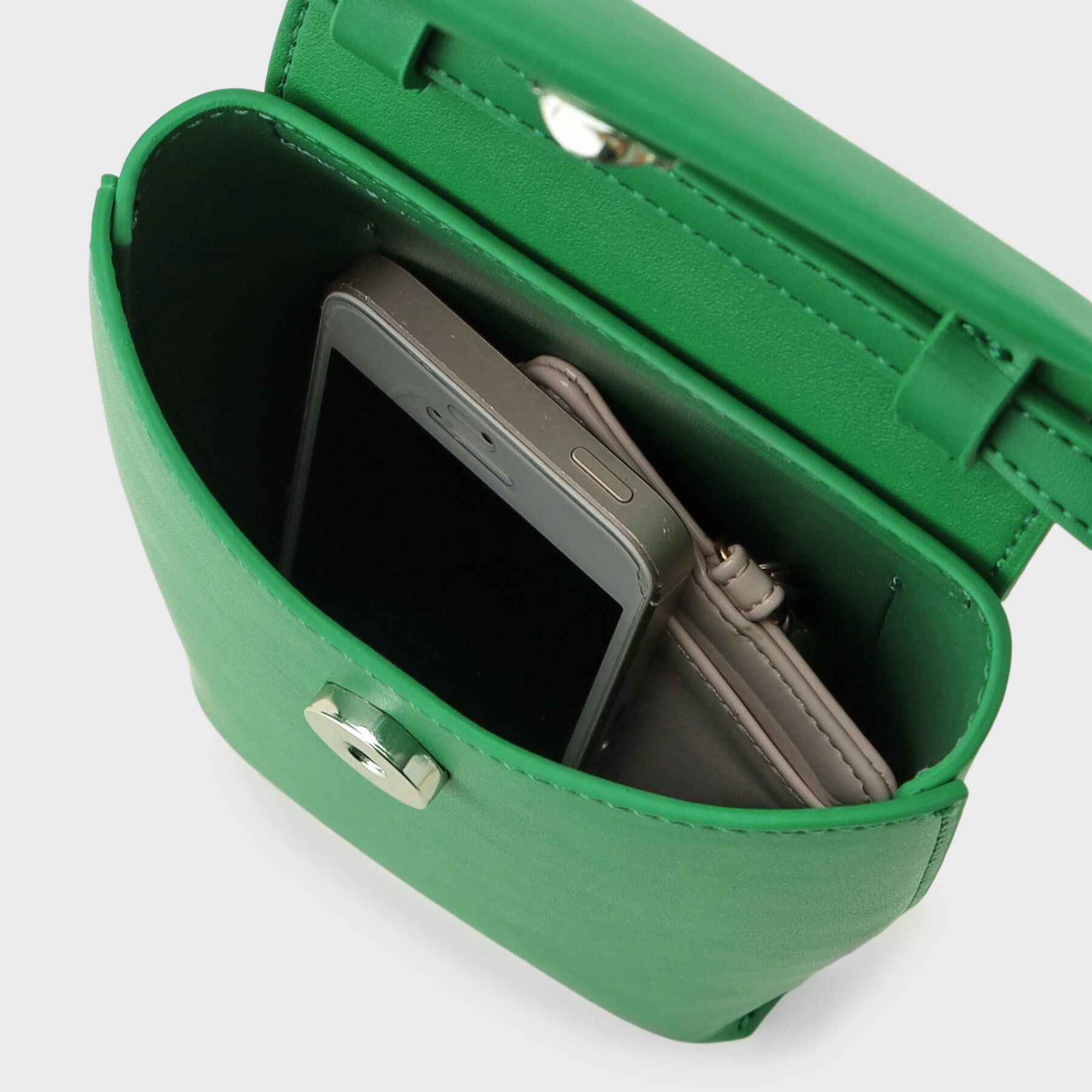 INDIVI「フラップポシェット」|ショルダー・メッセンジャー|