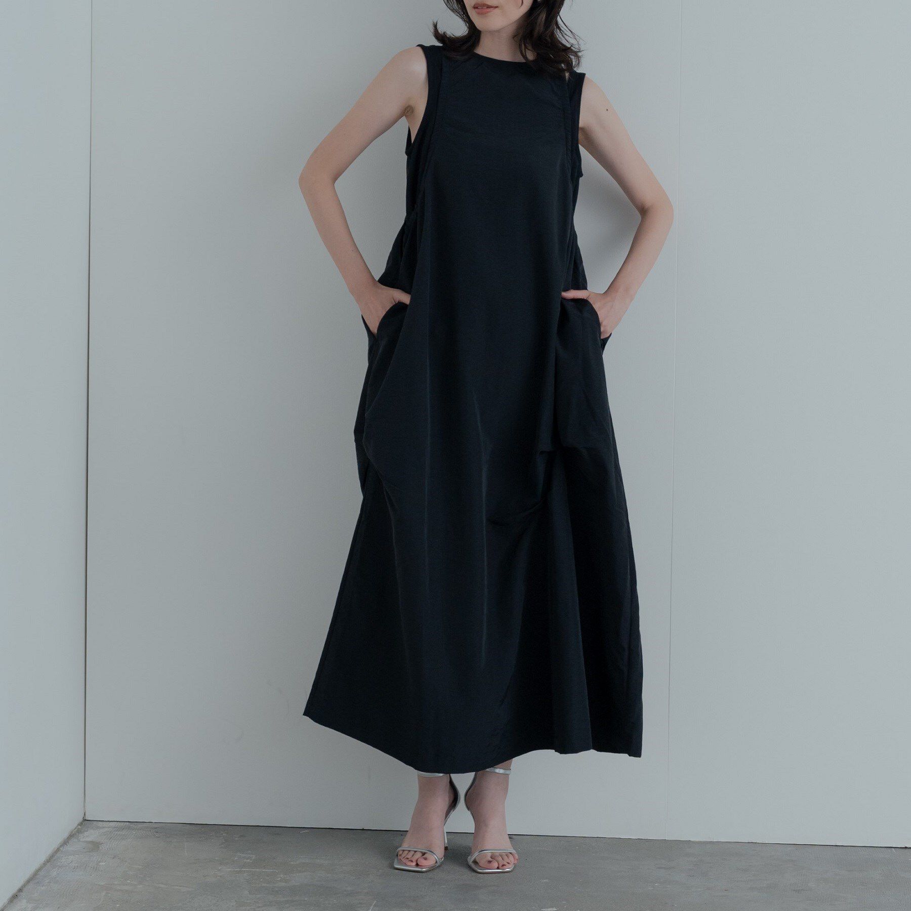GALLEST「イレギュラータックナイロンワンピース」|ワンピース|
