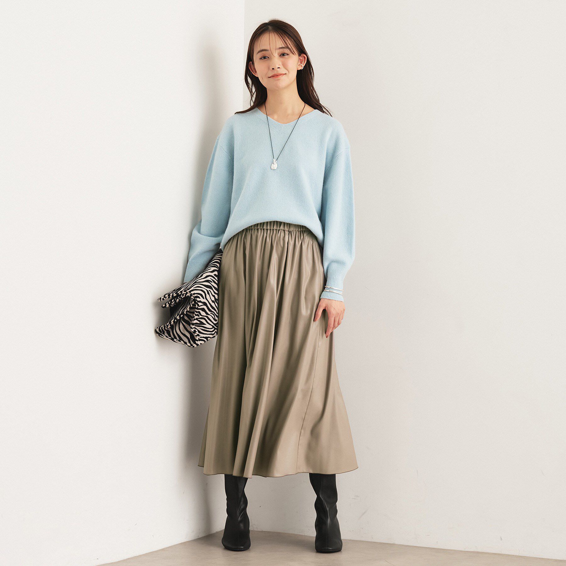 INDIVI「レザー調ギャザースカート」|スカート|