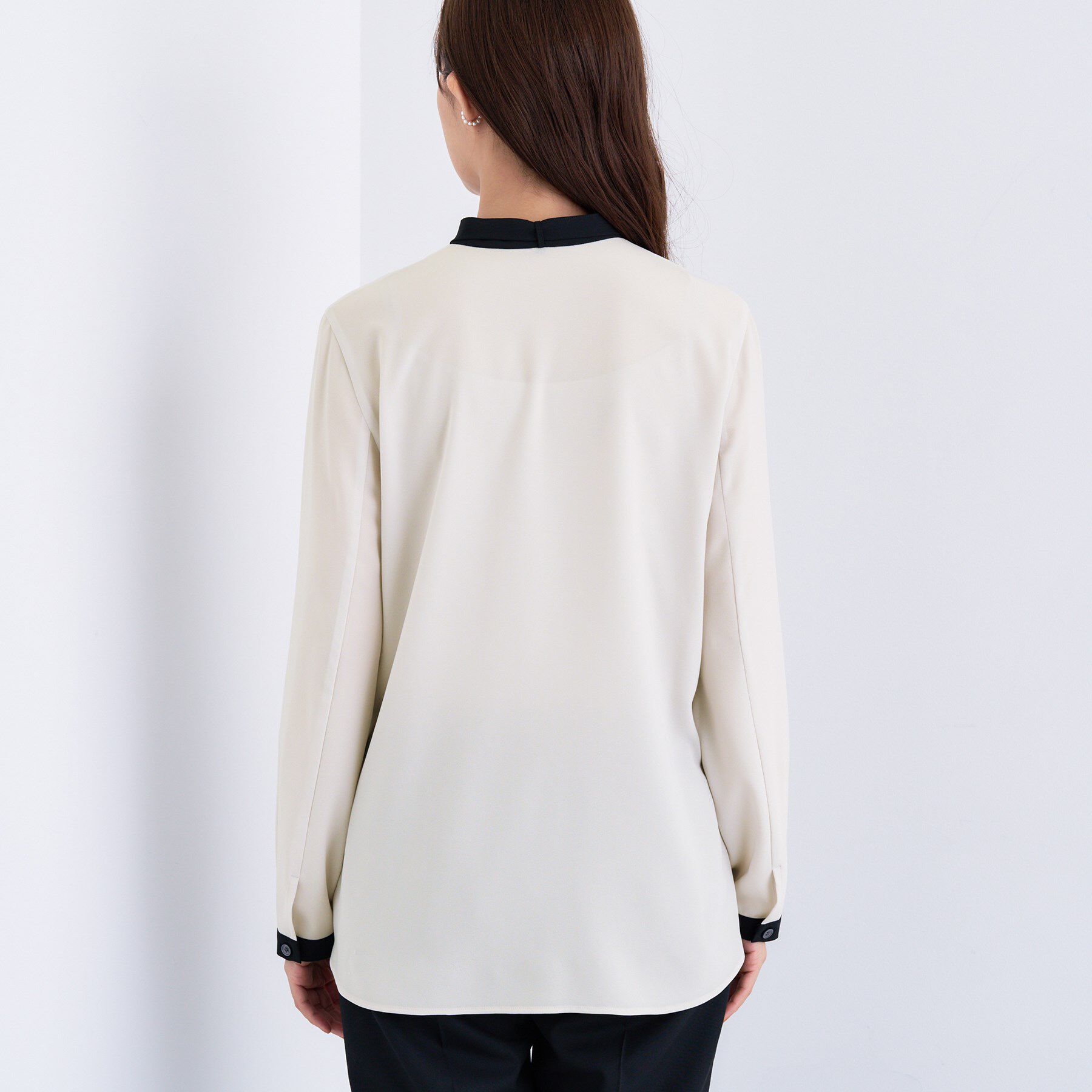 INDIVI「【きれいめ／オフィス／セレモニー】2WAYリボンタイブラウス」|シャツ・ブラウス|