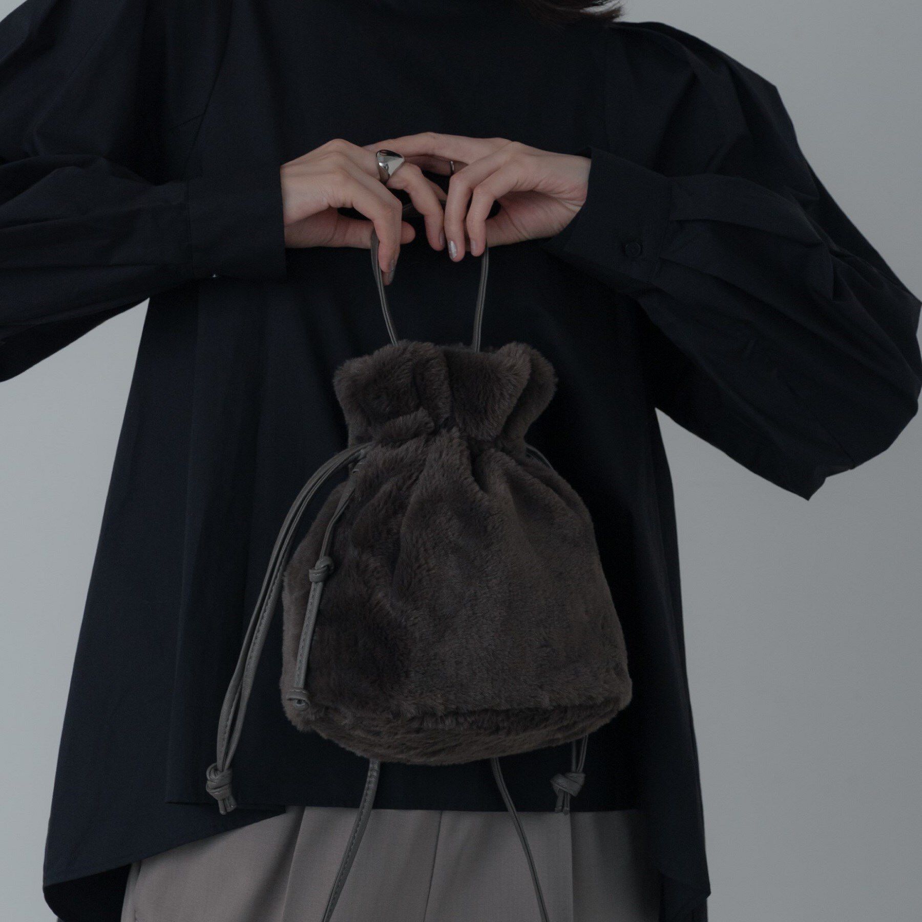 GALLEST「2Wayフェイクファーショルダーバッグ」|ショルダー・メッセンジャー|チャコールグレー(0