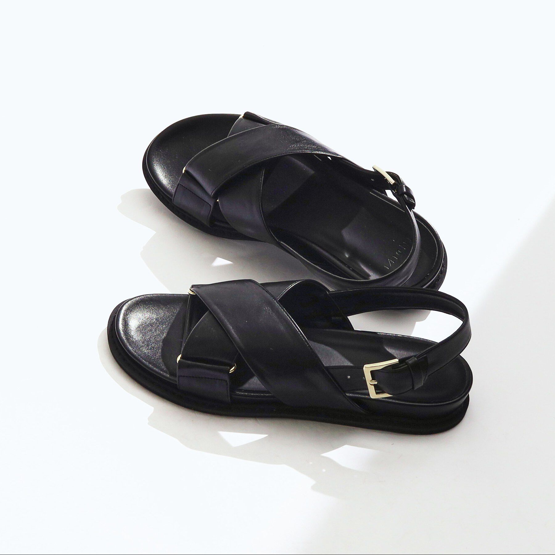 INDIVI「【合皮】クロスデザインサンダル」|サンダル|