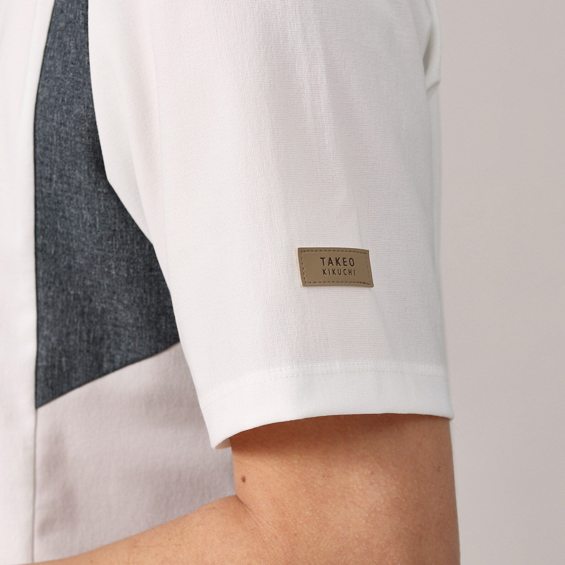 TAKEO KIKUCHI「【Sサイズ～】サイド切替え 半袖カットソー」|Tシャツ・カットソー|