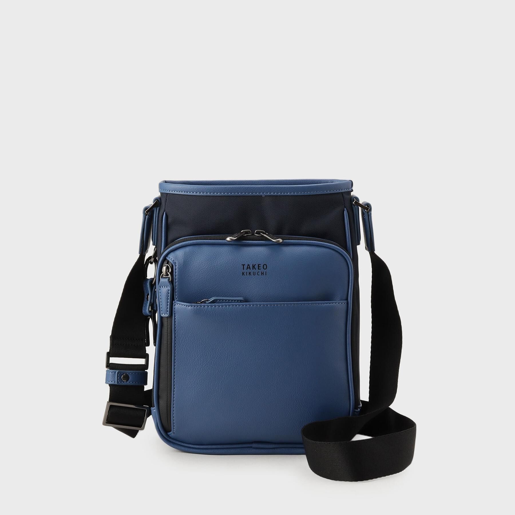 TAKEO KIKUCHI「【撥水機能】 CORDLEY（R）スマートショルダー」|ショルダー・メッセンジャー|ブルー(093)