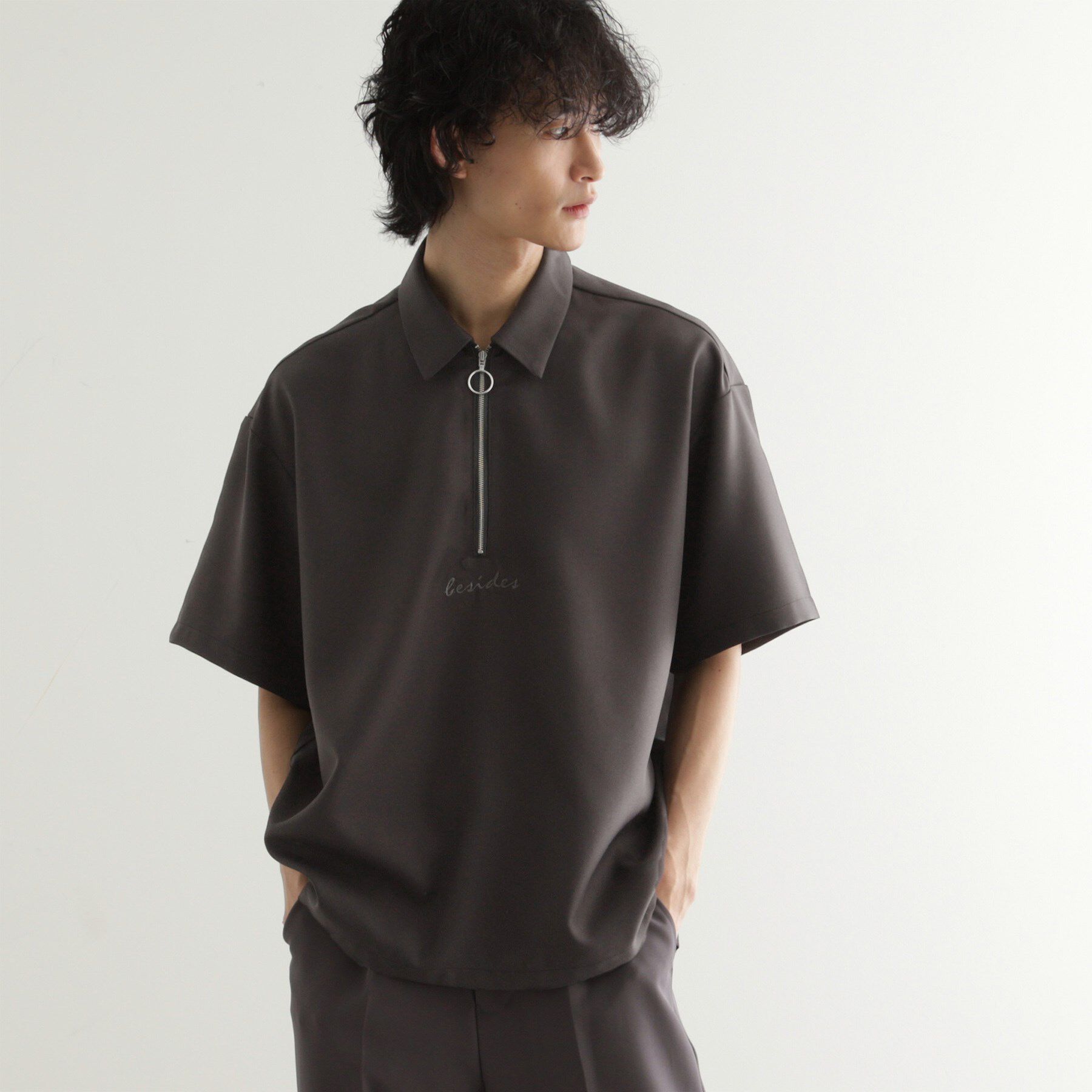 tk.TAKEO KIKUCHI「エンブロハーフジップシャツ」|シャツ・ブラウス|チャコールグレー(0