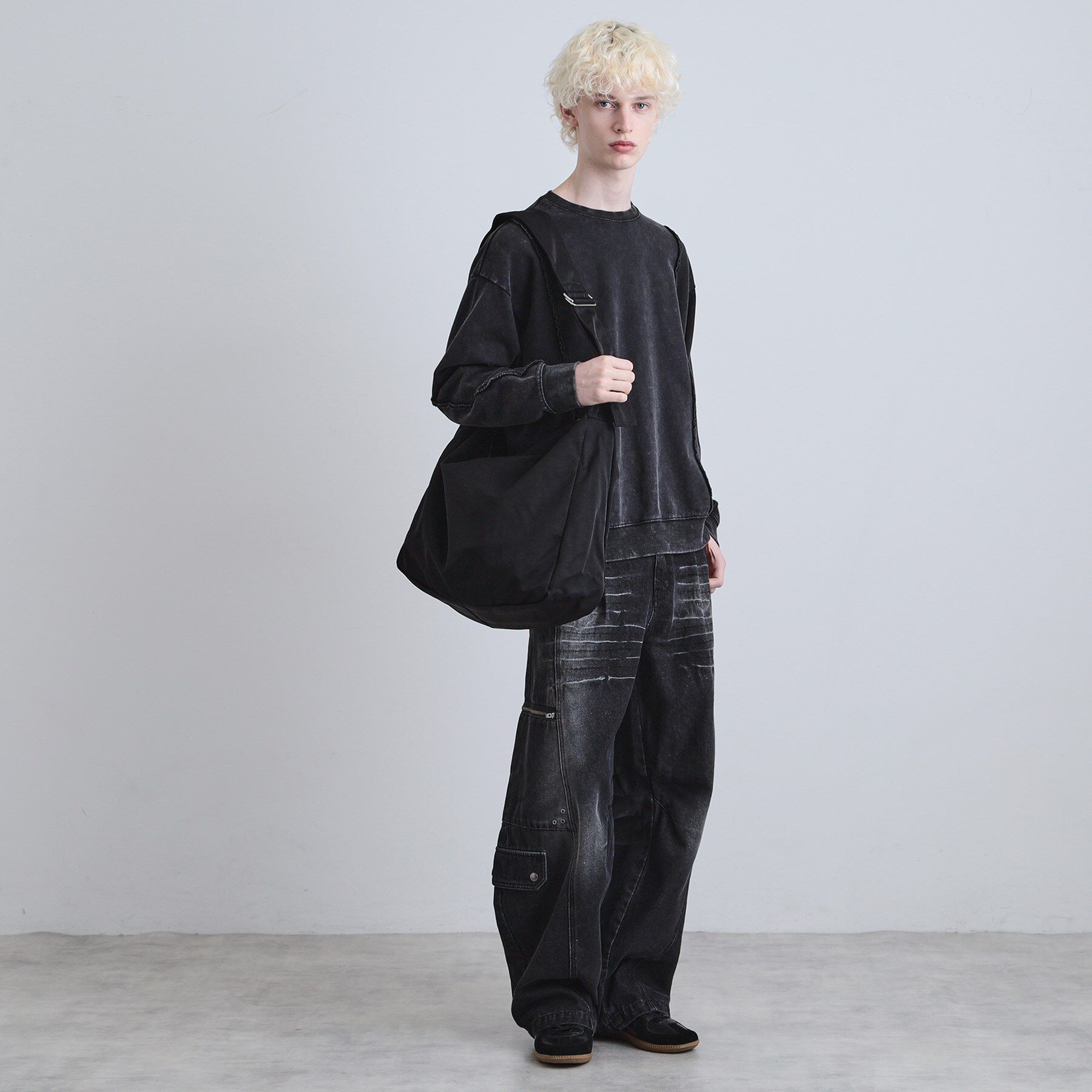 tk.TAKEO KIKUCHI「【累計12000個突破！！】ルーズビッグショルダーバッグ／たすき掛け／ビッグ／A4サイズ収納可能」|ショルダー・メッセンジャー|