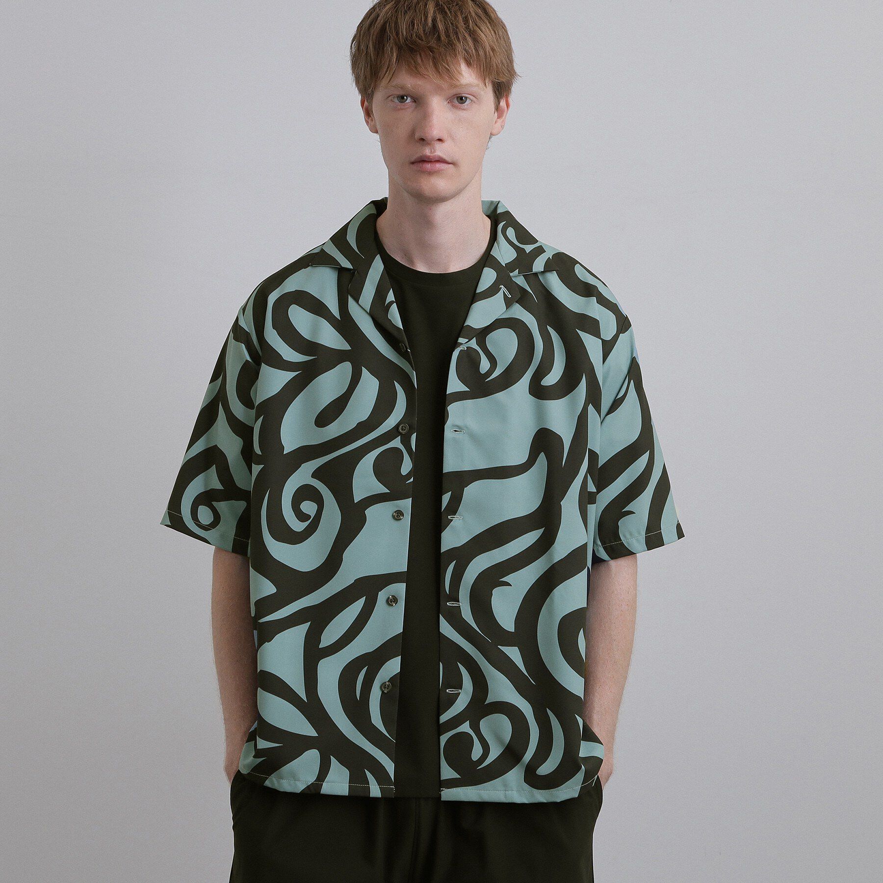 tk.TAKEO KIKUCHI「幾何学プリントシャツ」|シャツ・ブラウス|ブルー(092)