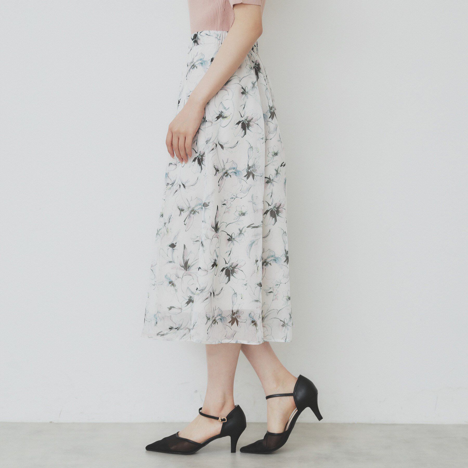index「シアーフラワーフレアスカート【洗濯機洗い可】」|スカート|