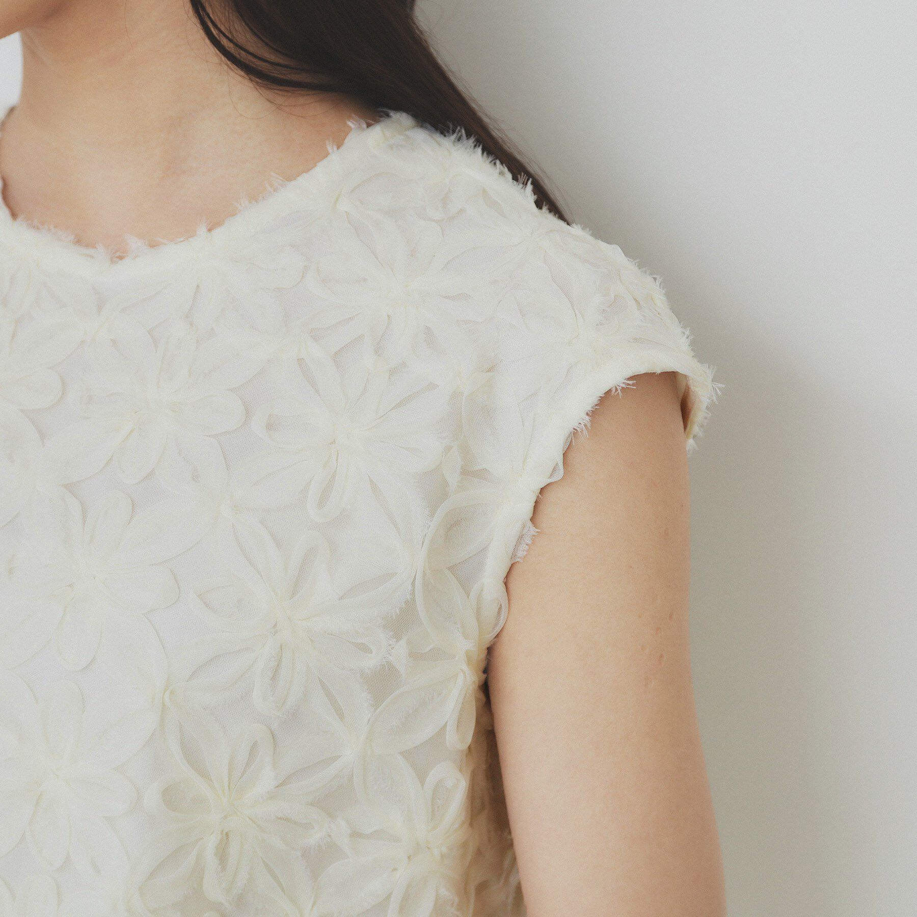 index「フラワーチュール刺繍ペプラムブラウス【洗える】」|シャツ・ブラウス|