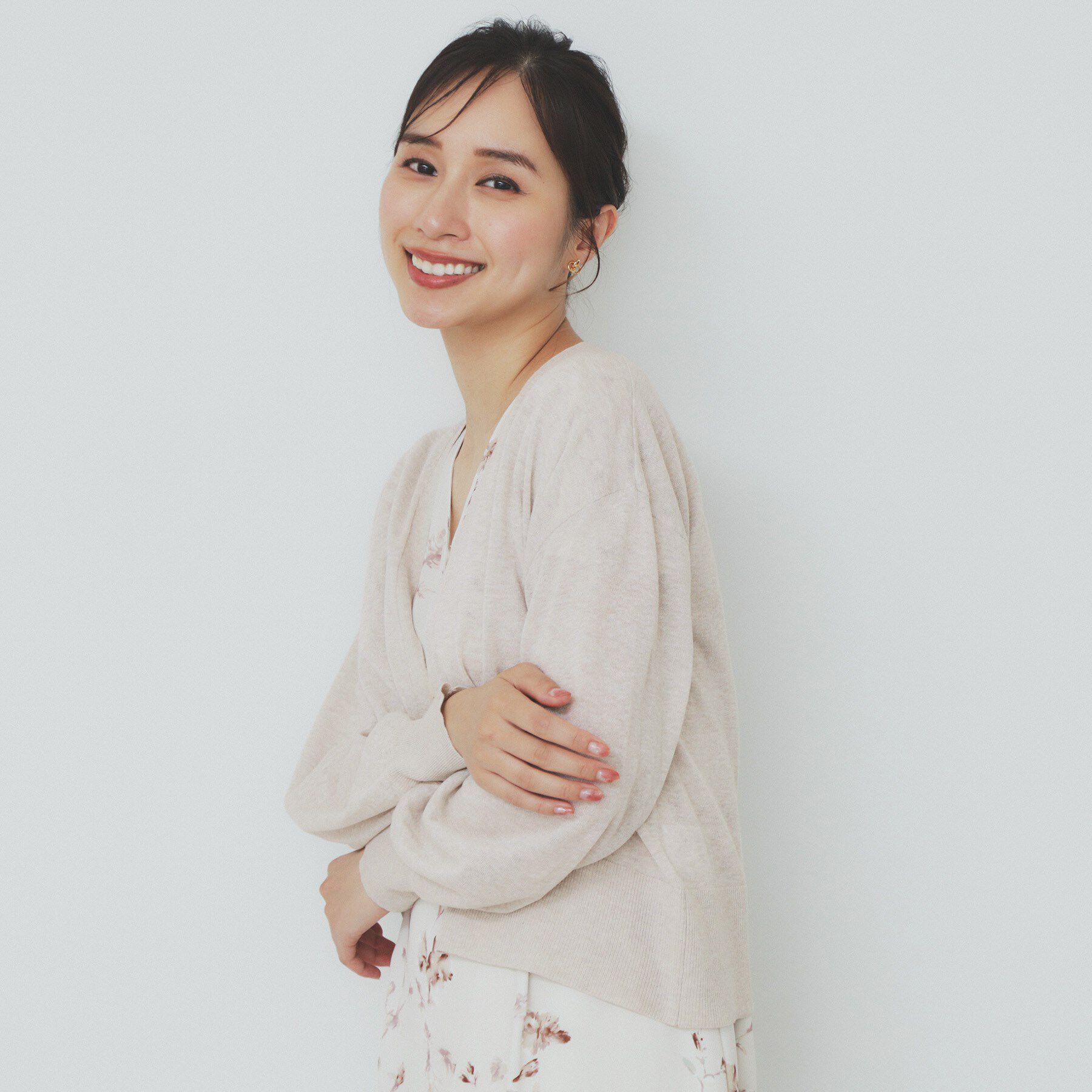 index「《5色展開》コンパクトショートカーディガン【洗濯機洗い可】」|カーディガン|