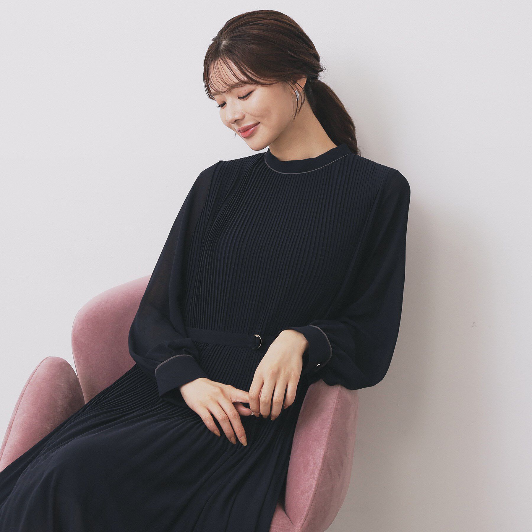 index「《5色展開/S-3Lサイズ》プリーツフレアワンピース【洗濯機OK/防シワ】」|ワンピース|ネイビー(094)