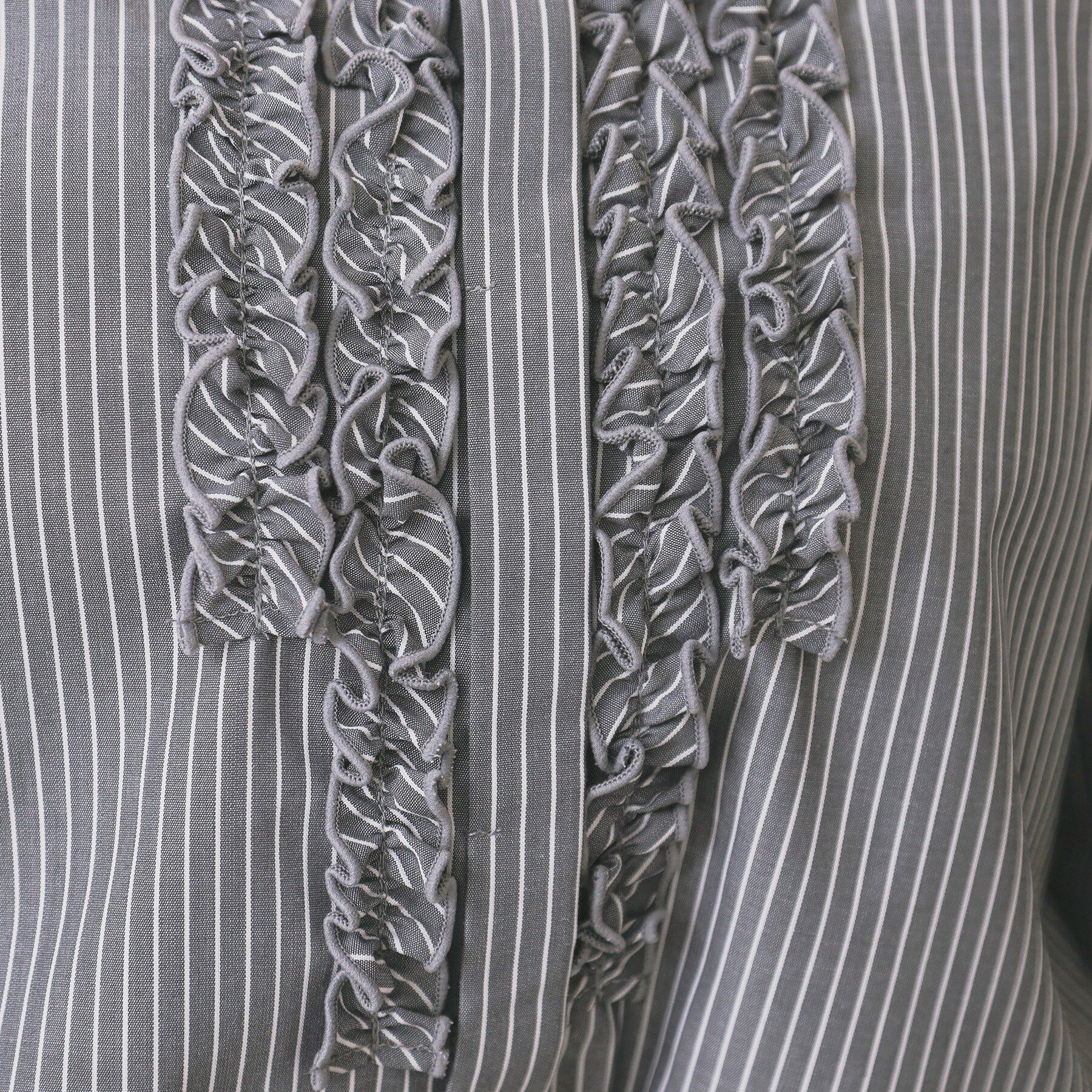 index「バンドカラーフリルブラウス【洗濯機OK/イージーアイロン/防シワ】」|シャツ・ブラウス|