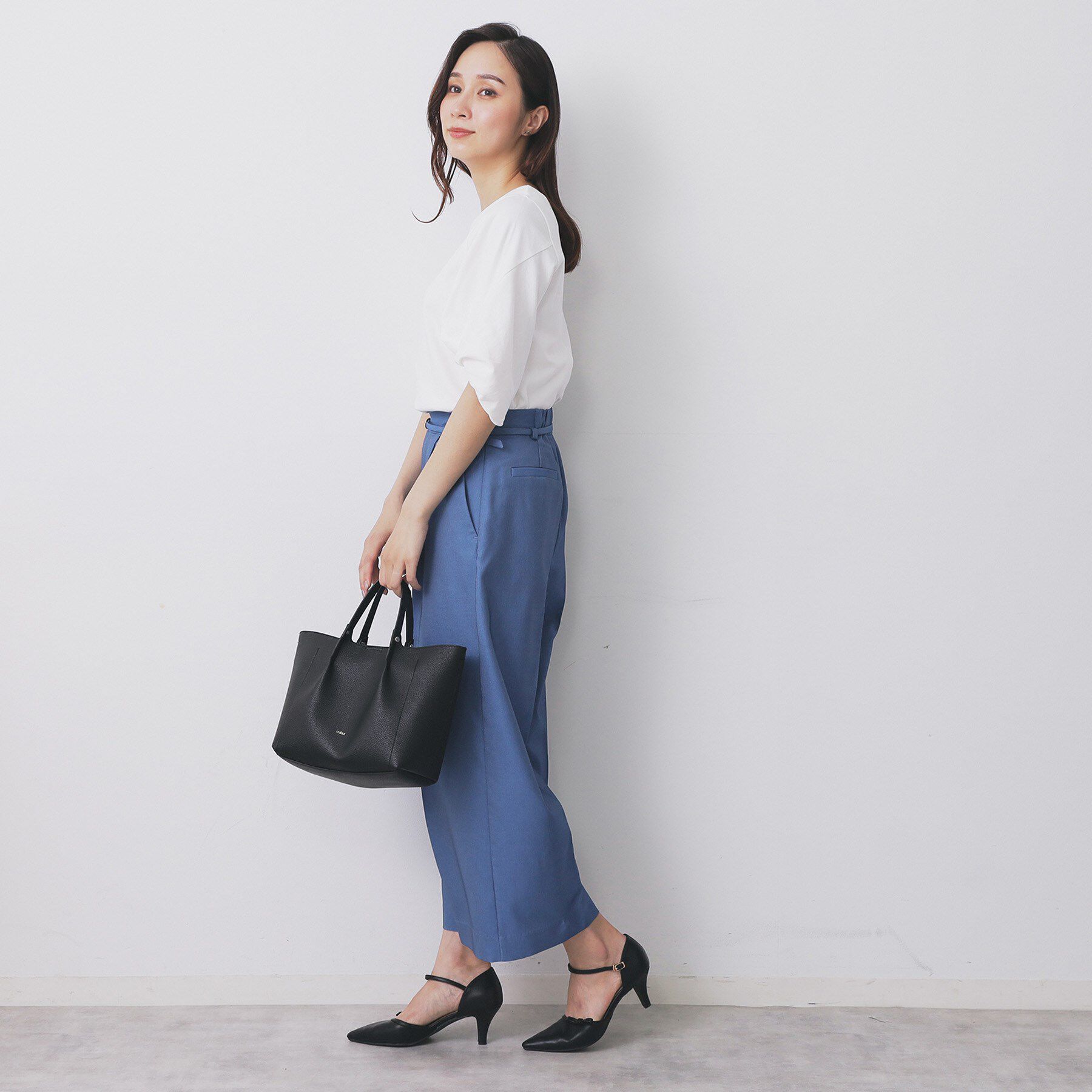 index「パフスリーブツイストタックトップス【洗濯機可/接触冷感/UVケア】」|Tシャツ・カットソー|