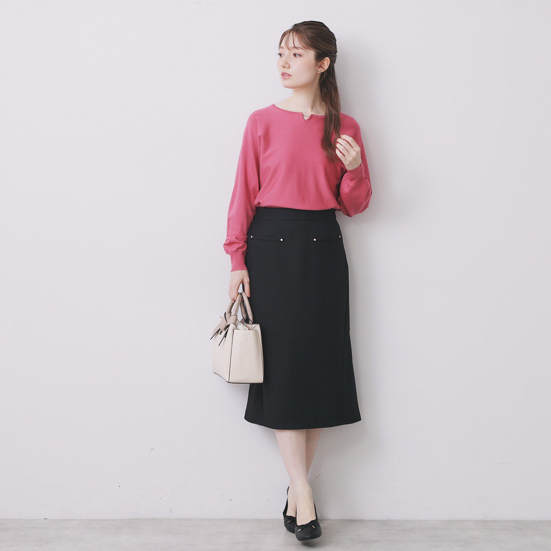 index「ビジューキーネックドルマンニット【洗濯機OK】」|ニット・セーター|