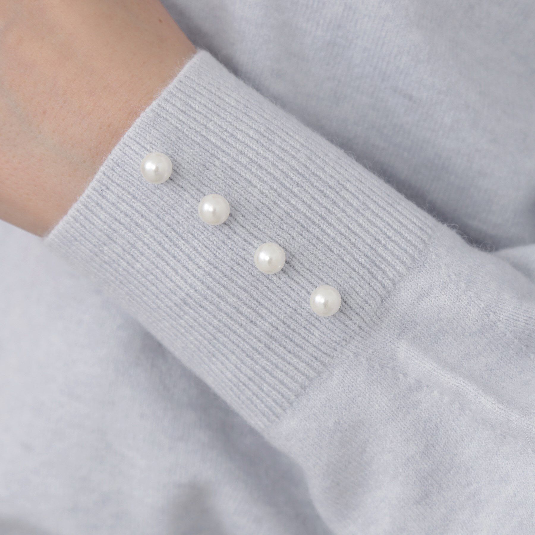 index「ふんわりボトルネックパフスリーブニット【洗濯機OK】」|ニット・セーター|