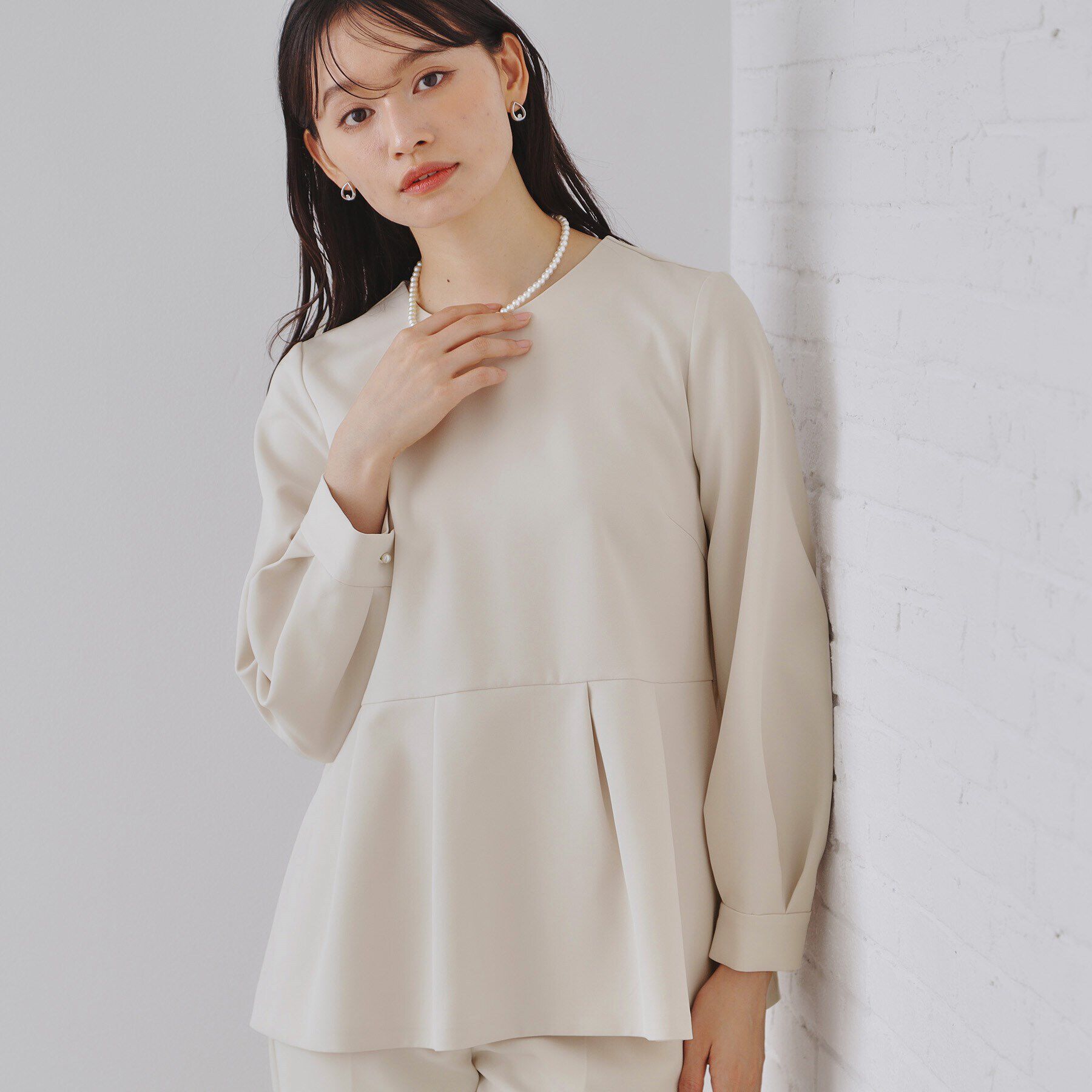 OPAQUE.CLIP「《通勤/セットアップ対応》ペプラムブラウス/ダブルクロス【洗濯機洗い可】」|シャツ・ブラウス|