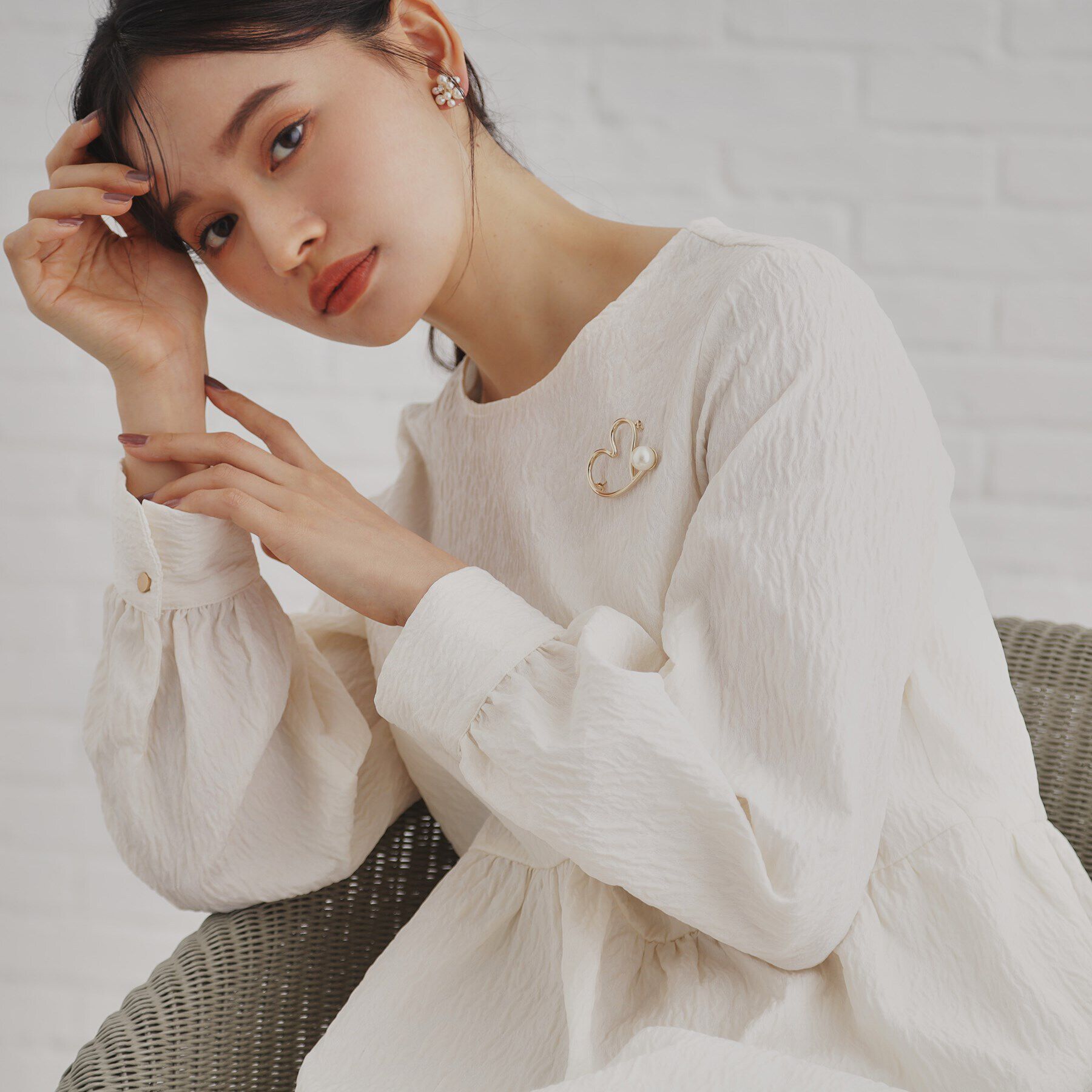 OPAQUE.CLIP「メタルハート&times;フェイクパールブローチ」|ブローチ・コサージュ|