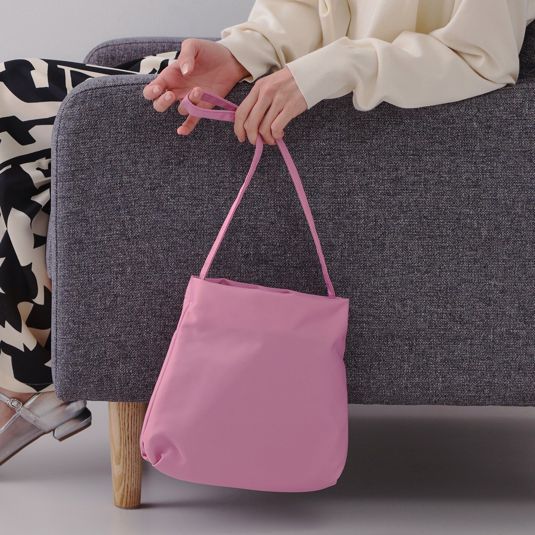 OPAQUE.CLIP「サテンコンビ巾着ワンショルダーバッグ」|ショルダー・メッセンジャー|