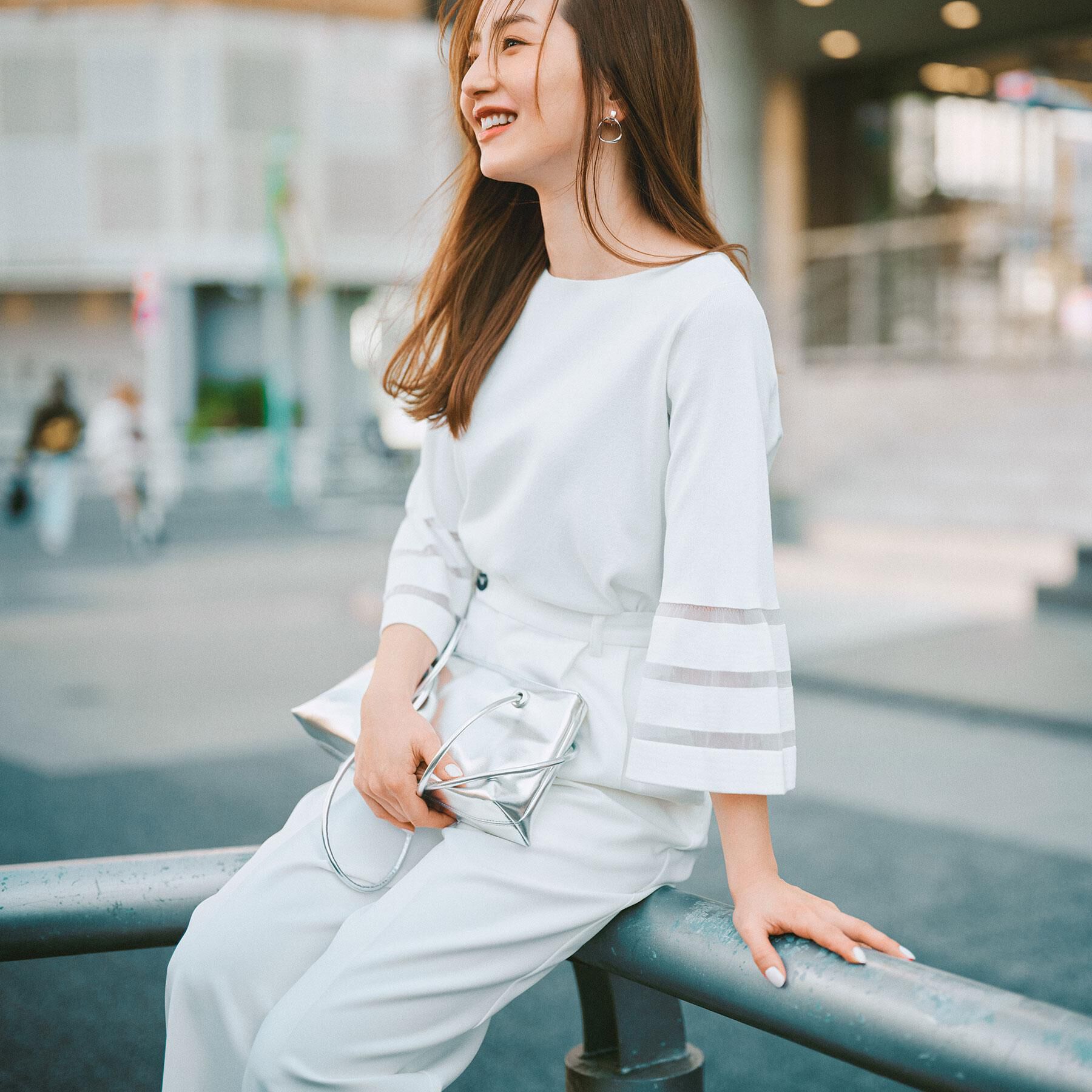 OPAQUE.CLIP「《6色展開》シアーボーダーフレアスリーブニット【洗濯機洗い可】」|ニット・セーター|ホワイト(001)