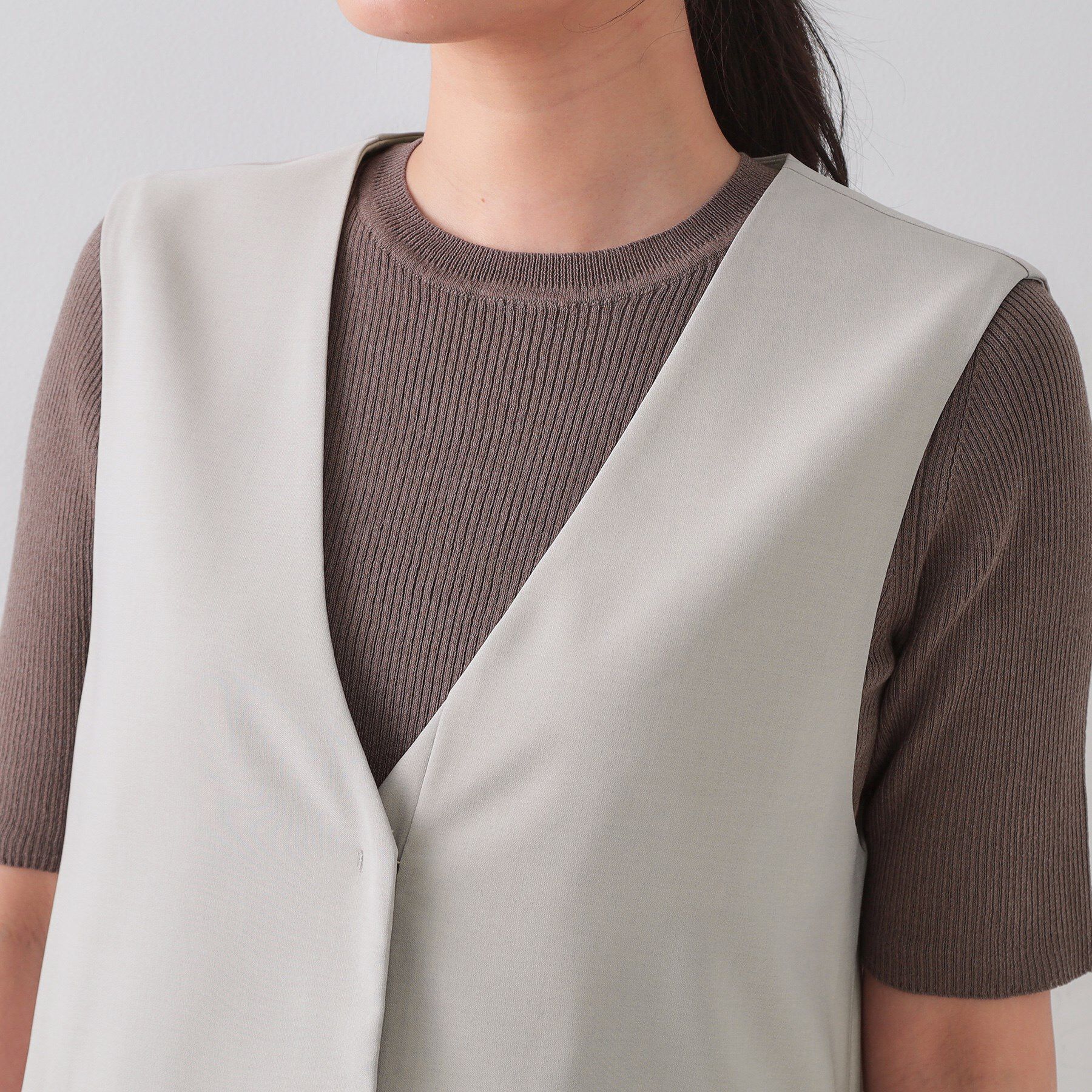 OPAQUE.CLIP「ストレッチVネックジレ/セットアップ対応【UV/接触冷感/洗濯機洗い可/抗ピル】」|ベスト・ジレ|