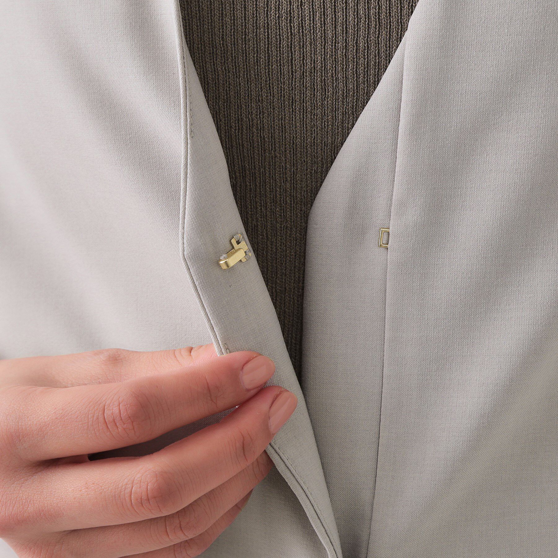 OPAQUE.CLIP「ストレッチVネックジレ/セットアップ対応【UV/接触冷感/洗濯機洗い可/抗ピル】」|ベスト・ジレ|