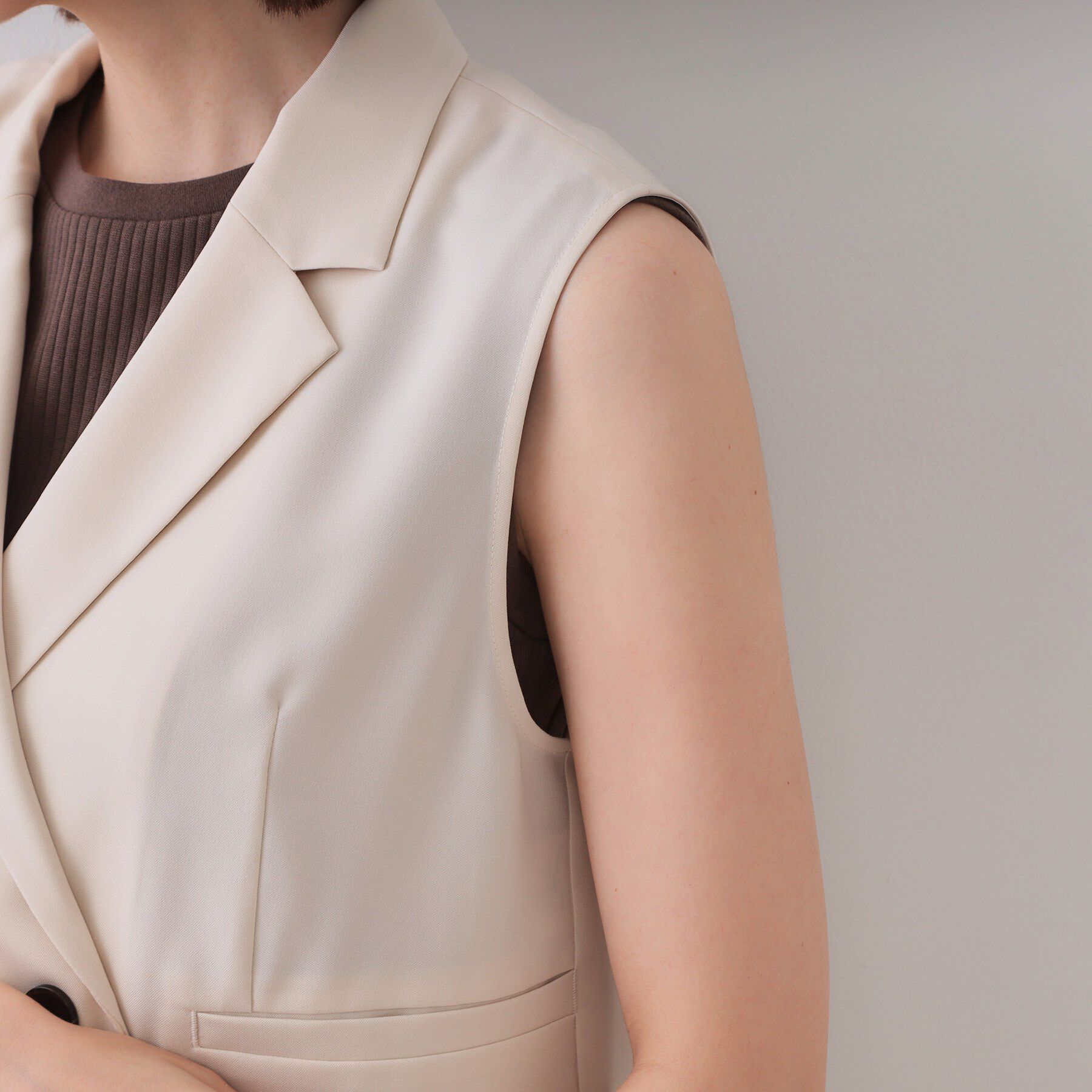 OPAQUE.CLIP「ショートテーラードジレ【接触冷感/洗濯機洗い可】」|ベスト・ジレ|