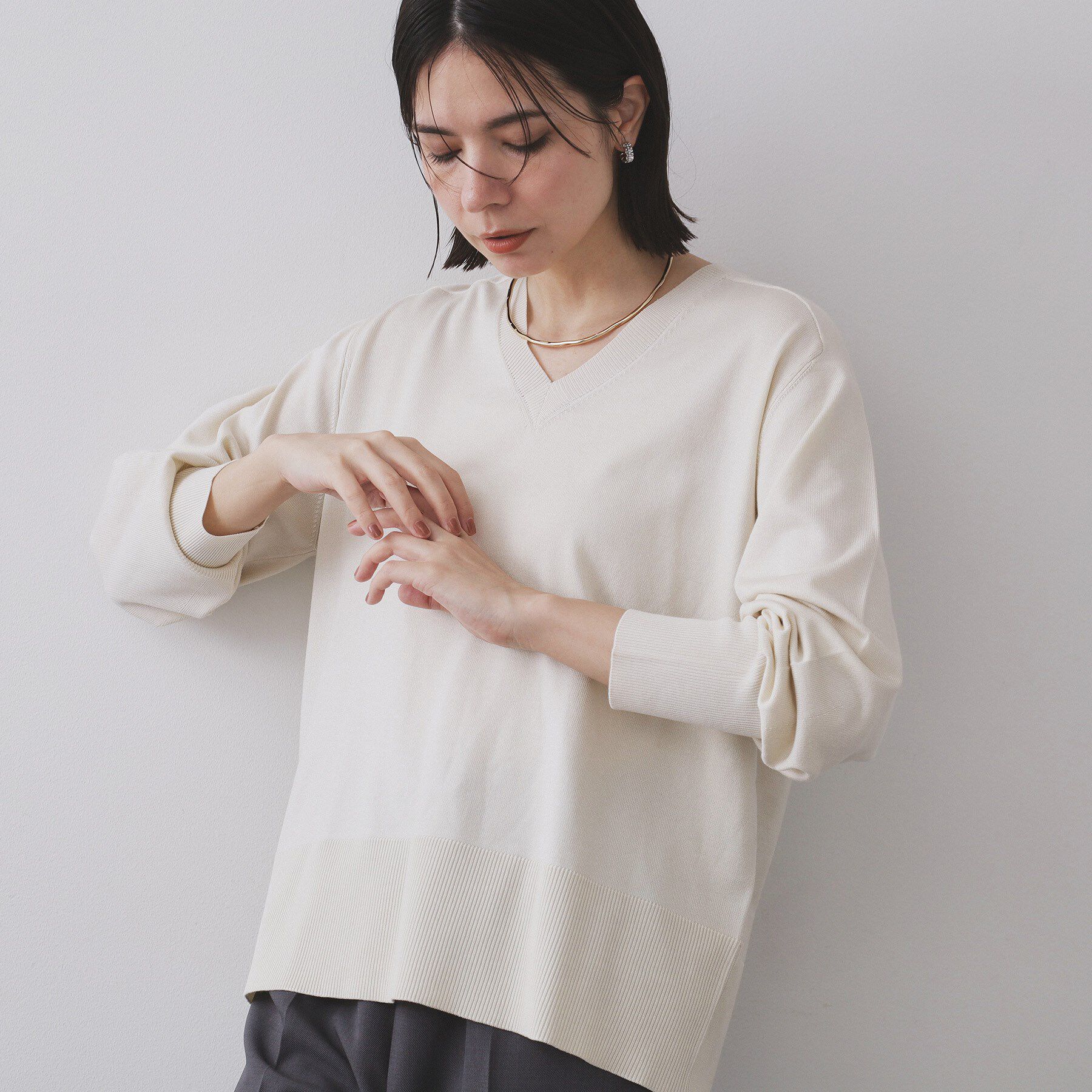 OPAQUE.CLIP「リラクシーVネックニット【洗濯機洗OK】《6col》」|ニット・セーター|