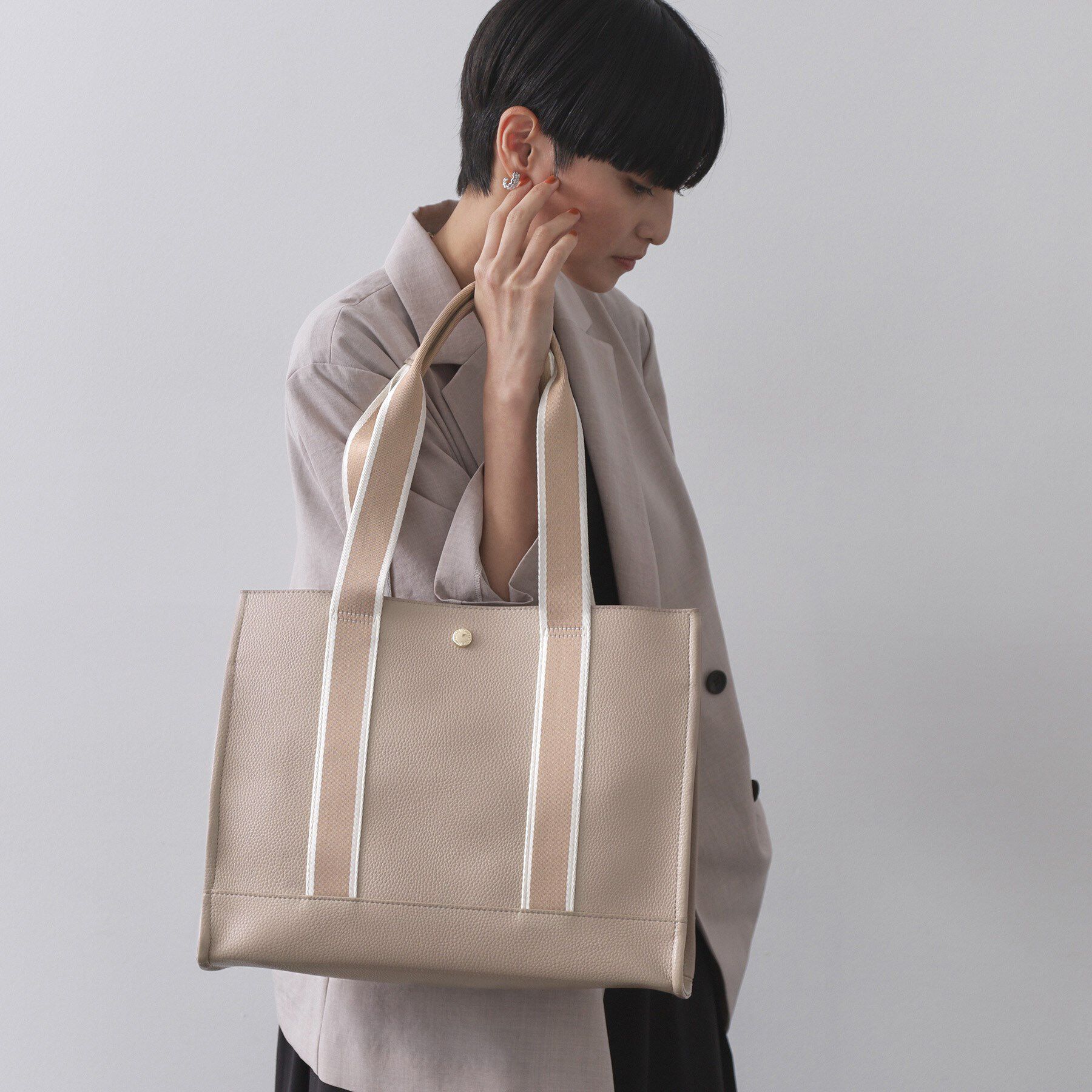 OPAQUE.CLIP「【3層仕様/A4サイズ対応】ラインテープスクエアトートバッグ」|トートバッグ|