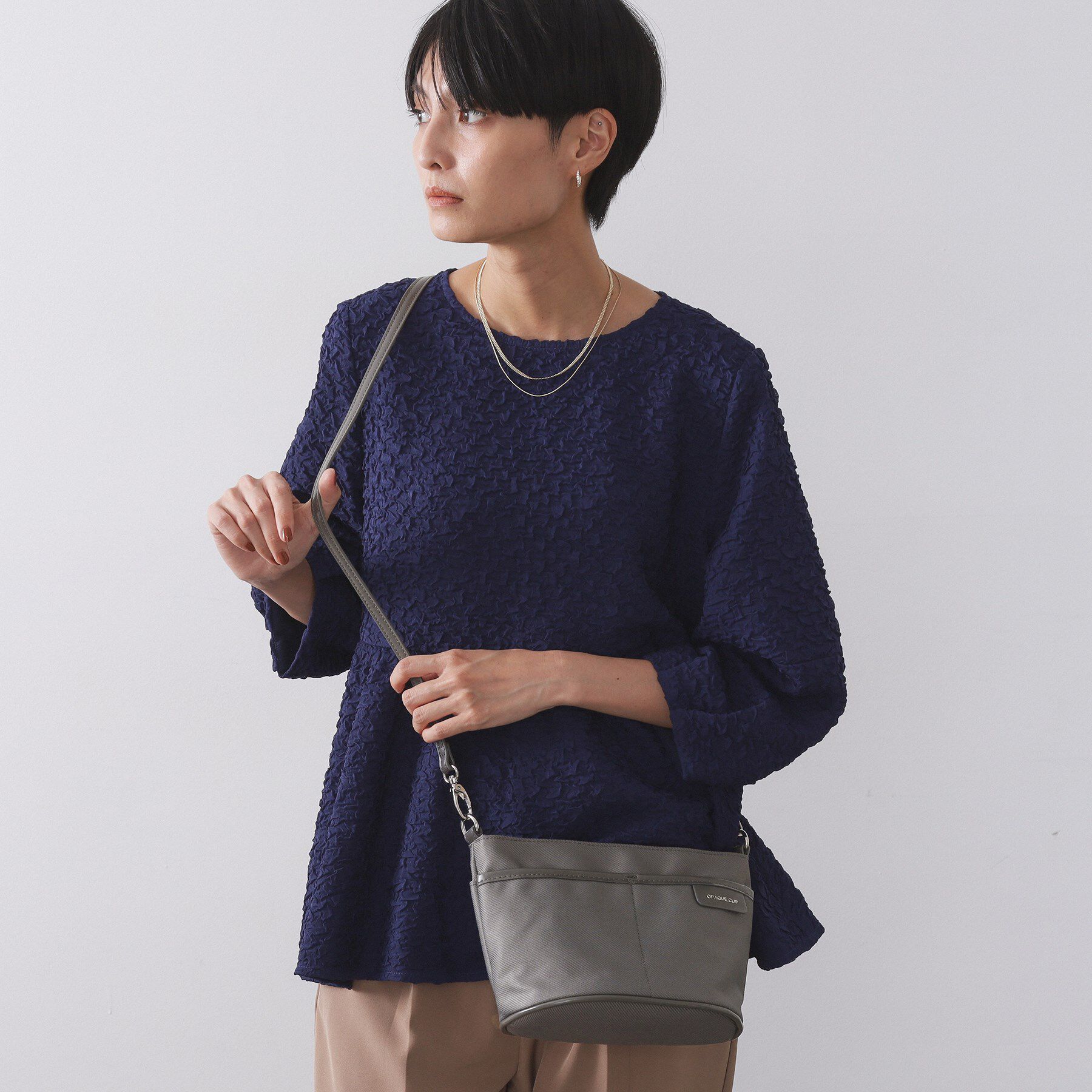 OPAQUE.CLIP「【マルチWAY】ミニショルダーとしても使える！バッグインポーチ付きミドルトートバッグ」|トートバッグ|