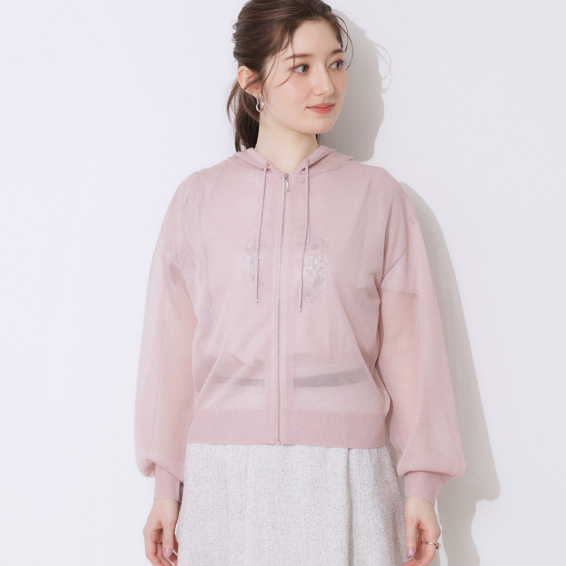 Couture broach「【上品な透け感・大人カジュアル】シアージップアップフーディー」|パーカー|