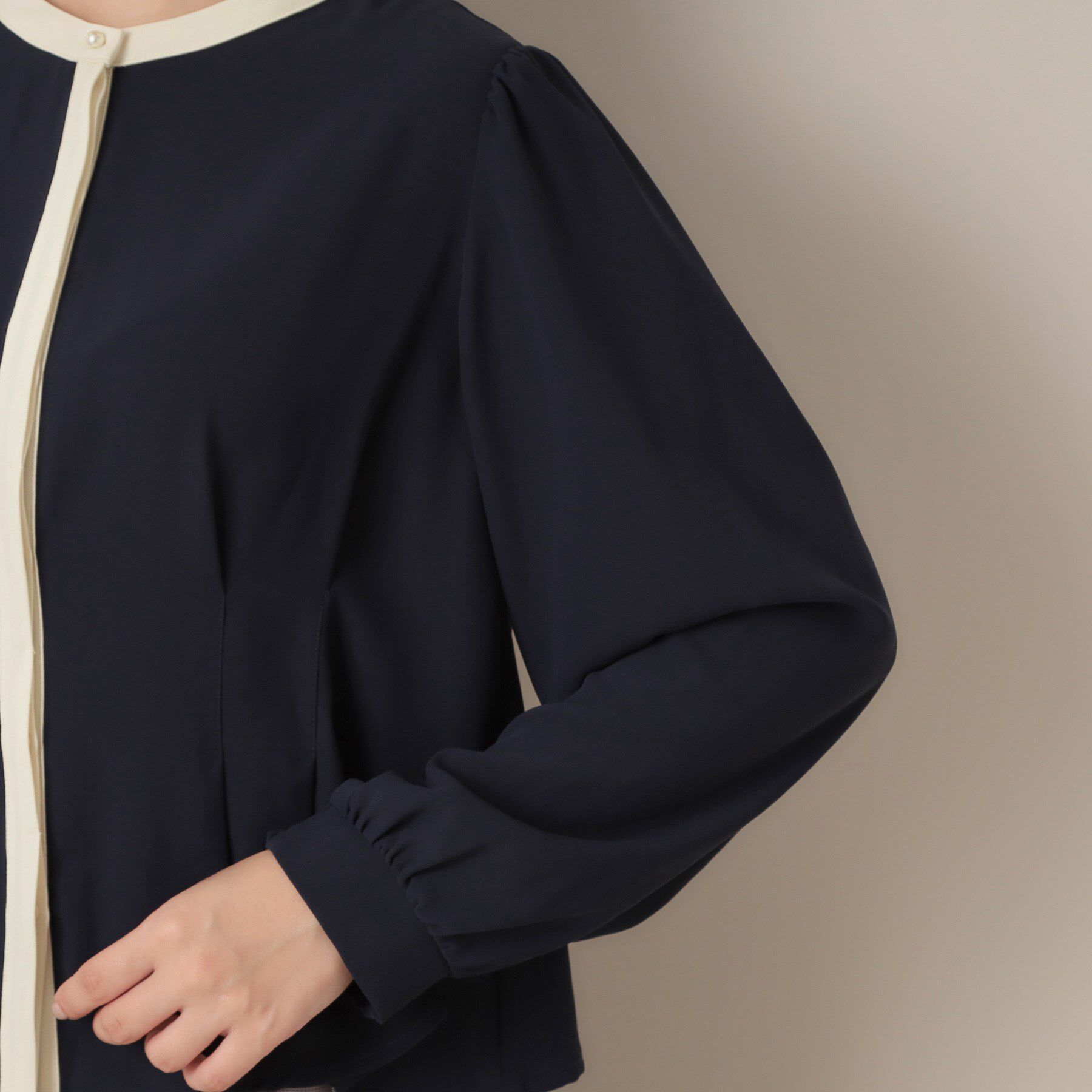 Couture broach「【きれいめ・通勤】配色羽織れるブラウス」|シャツ・ブラウス|