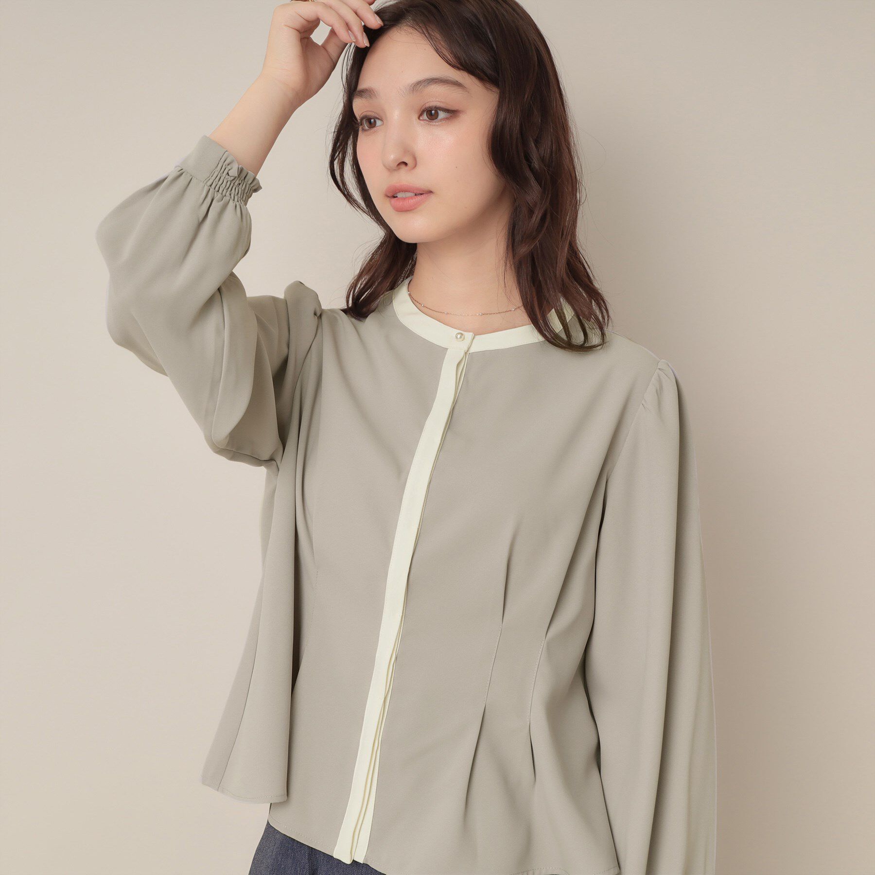 Couture broach「【きれいめ・通勤】配色羽織れるブラウス」|シャツ・ブラウス|グレー(512)
