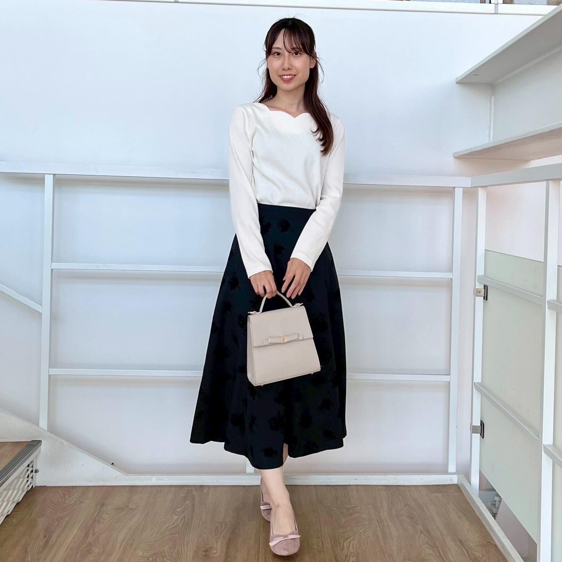 Couture broach「【マシンウォッシャブル・通勤・大人可愛い】ハートネックテレコプルオーバー」|Tシャツ・カットソー|