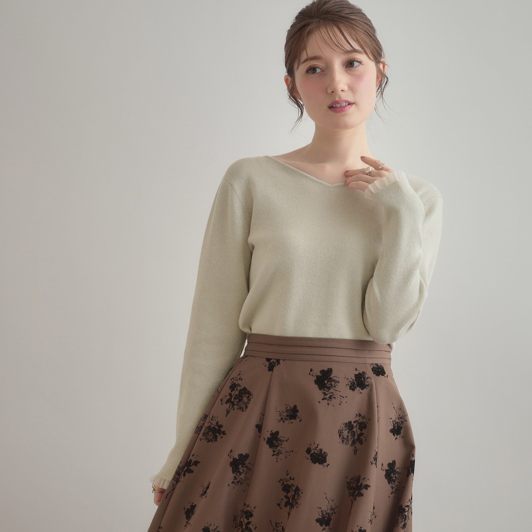 Couture broach「【大人可愛い・リボン取り外し可】前後2WAYラメリブ シアープチフリルニット」|ニット・セーター|