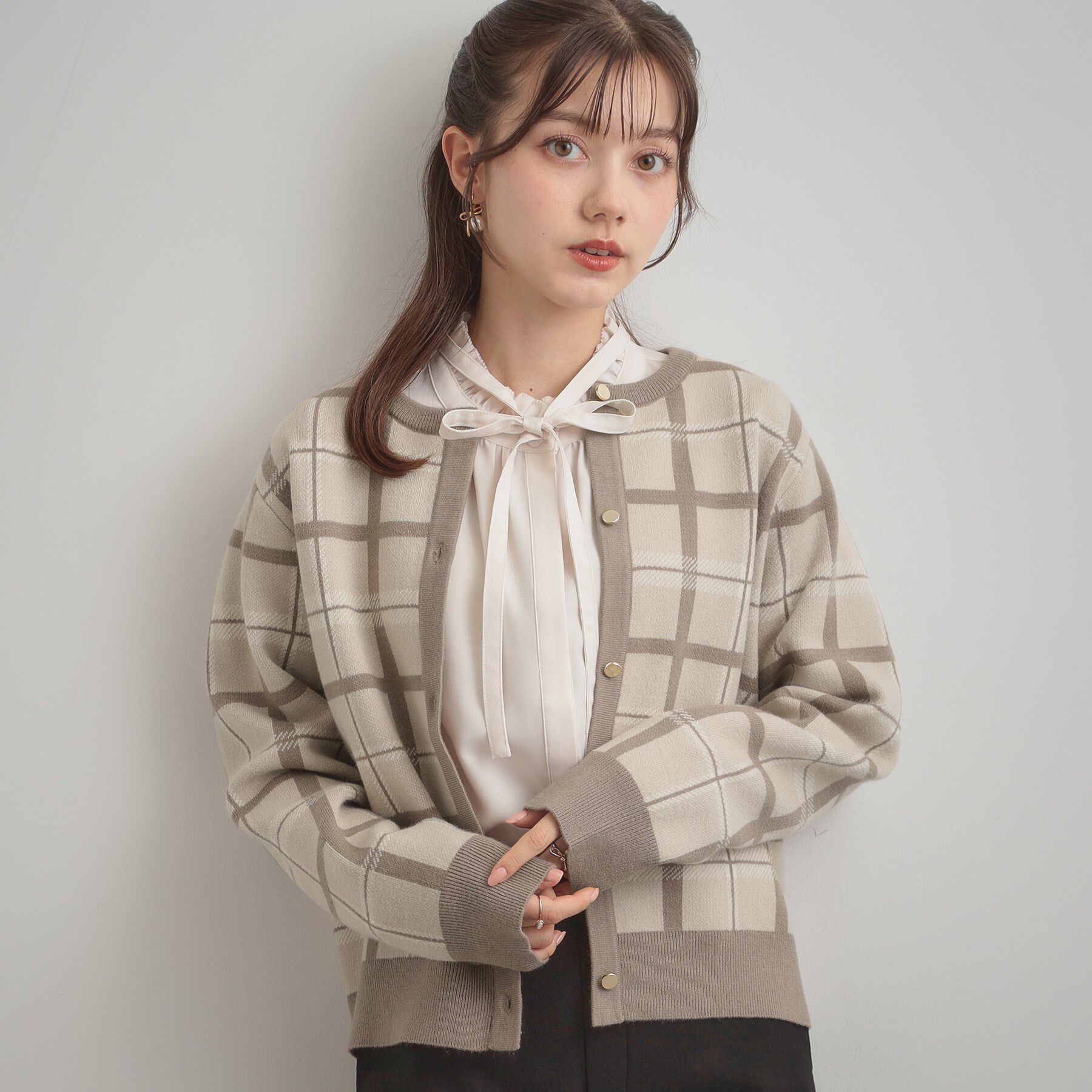 Couture broach「【大人可愛い・通勤】チェックジャカード ニットカーディガン」|カーディガン|