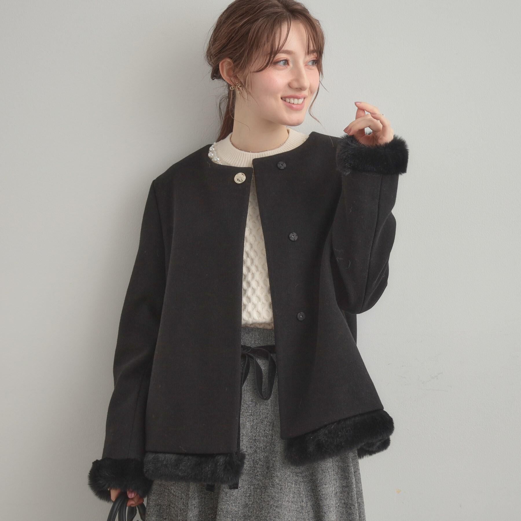 Couture broach「【大人レディ・フェイクファー取り外し可能】ケープ風ショートコート」|ノーカラーコート|ブラック(019)